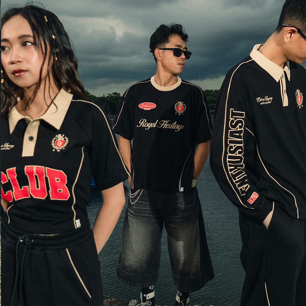 OOTDSUPPLY Tshirt Boxyfit Curveline Royal Heritage Black Cream l Tshirt Oversize Boxyfit Unisex Royal Series | Kaos Double List Premium Pria dan Wanita | OS-OVZ-CVL-BLC-001