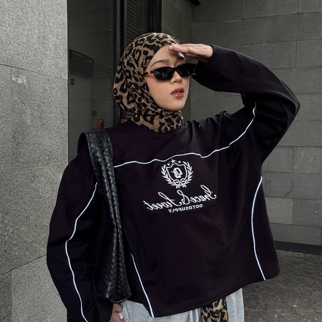 OOTDSUPPLY Longsleeve Boxy Cutline Grace & Sweet Embroidery Black l Tshirt Boxyfit Panjang Unisex | Kaos Lengan Panjang Pria dan Wanita | LS-BX-CL-GSE