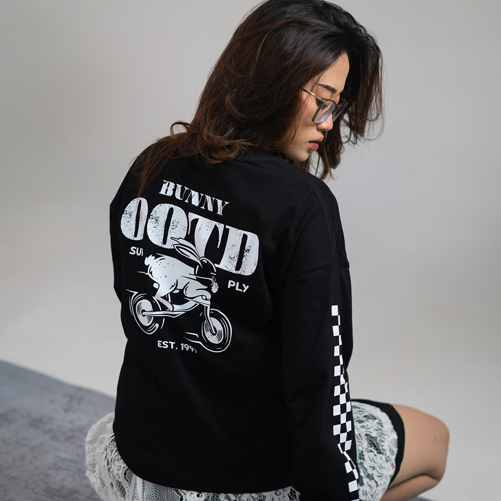 OOTDSUPPLY Longsleeve Boxy 20s Bunny Black & White l Oversize T-Shirt Lengan Panjang l Kaos Panjang Boxyfit | OS-LS-BX-RIB011