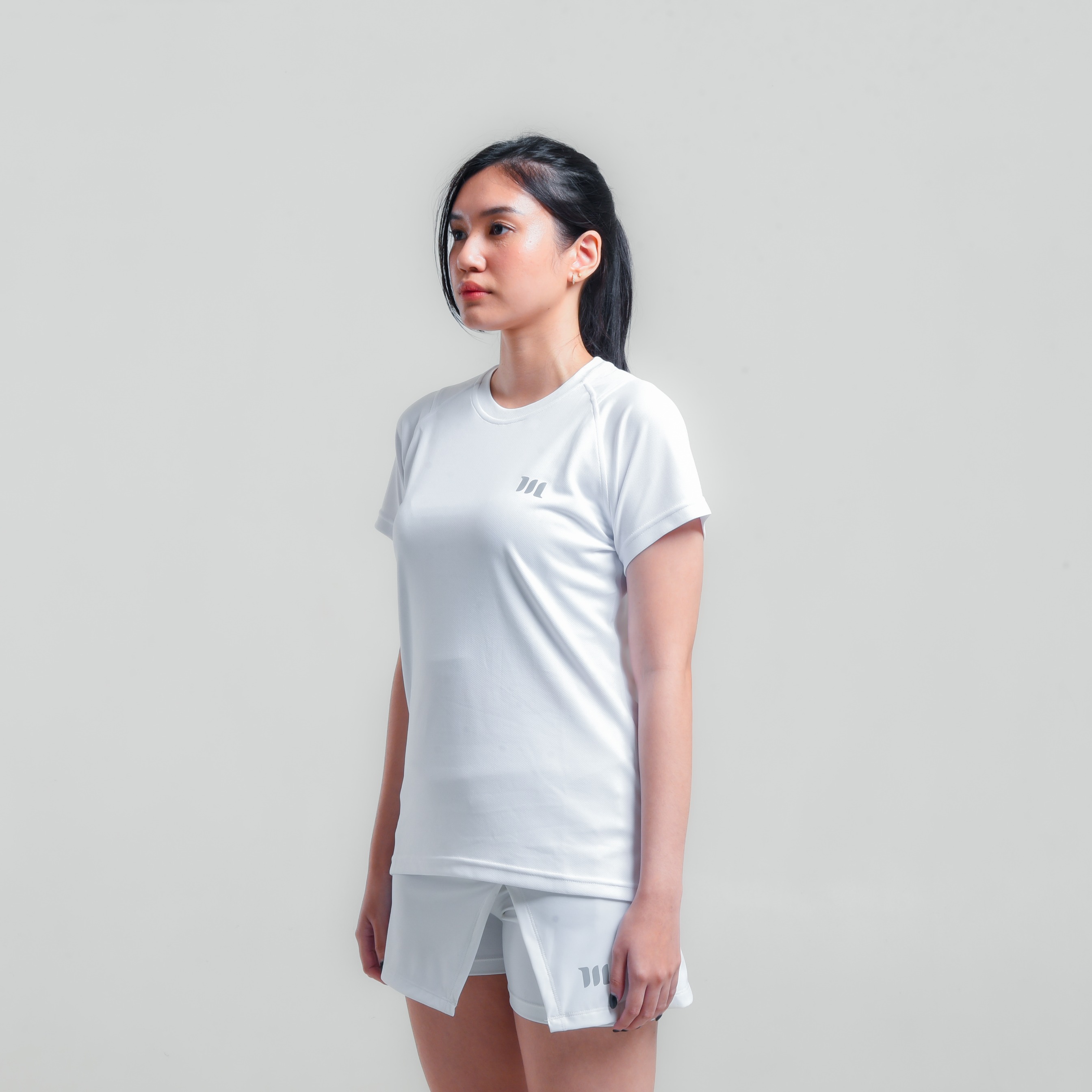 Welds Sports Woman Basic Tees - Kaos Olahraga Wanita