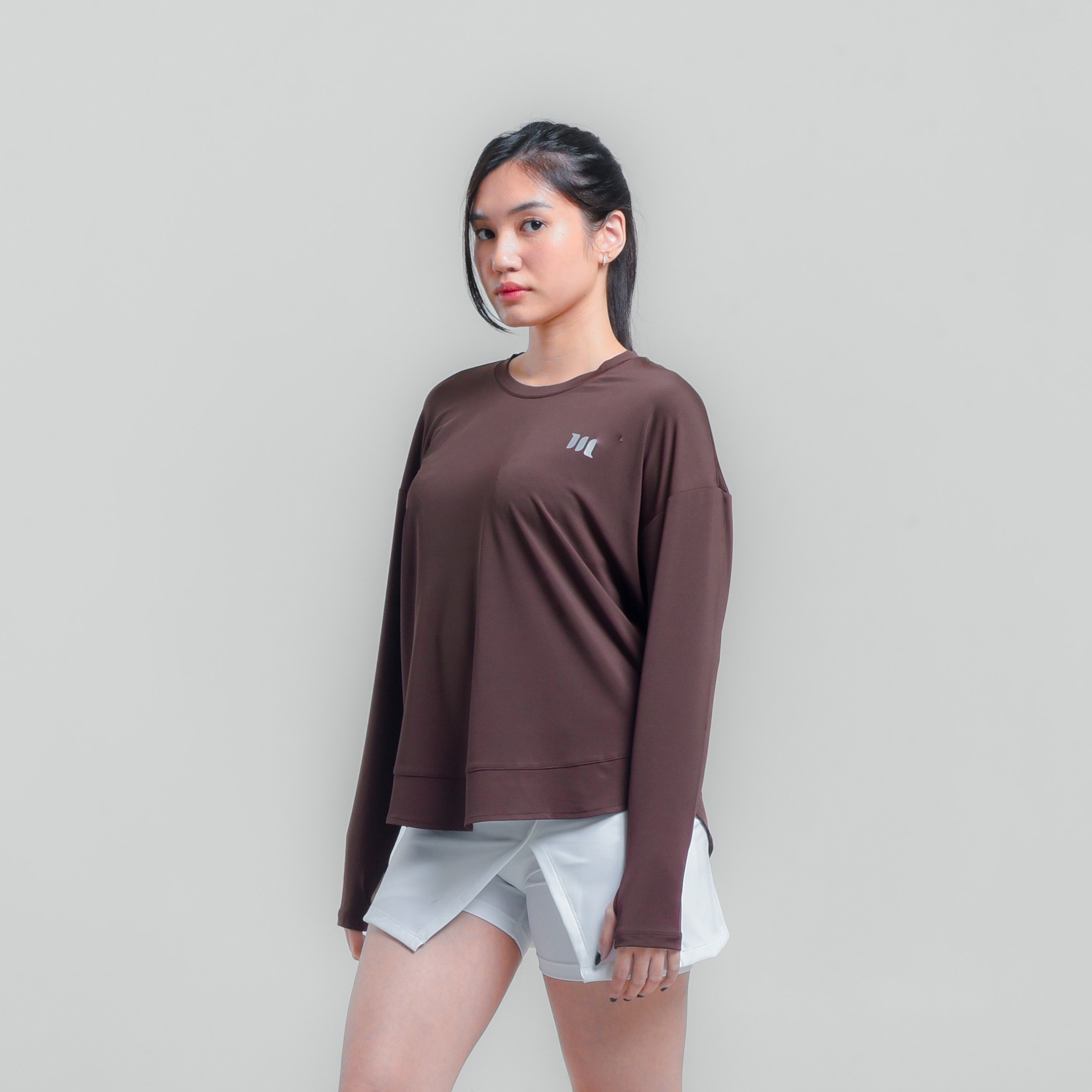 Welds. Woman Tees Oversized Longsleeve Hijab Friendly