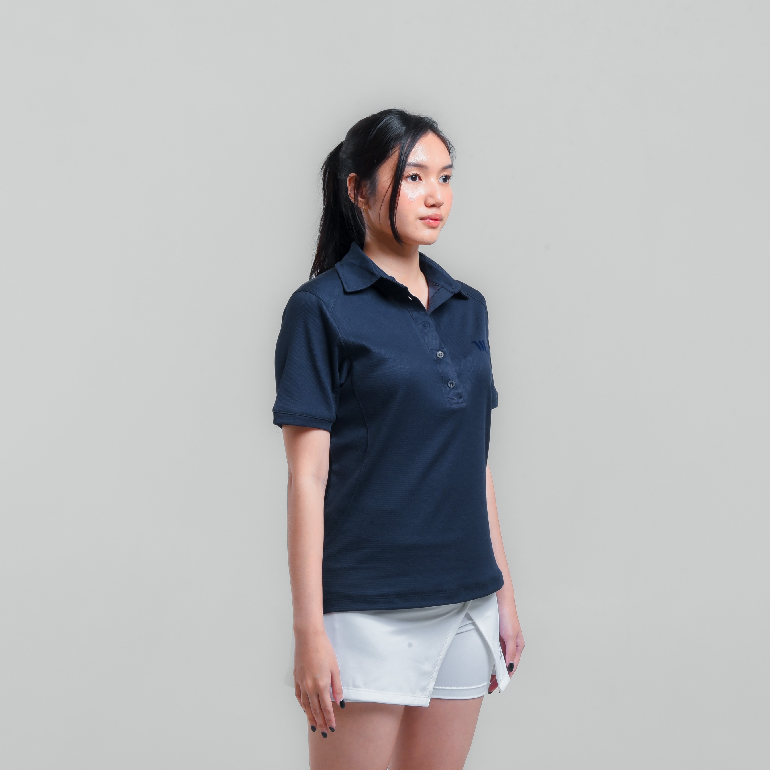 Welds. Polo Shirt Essentials Woman - Pakaian Olahraga Wanita