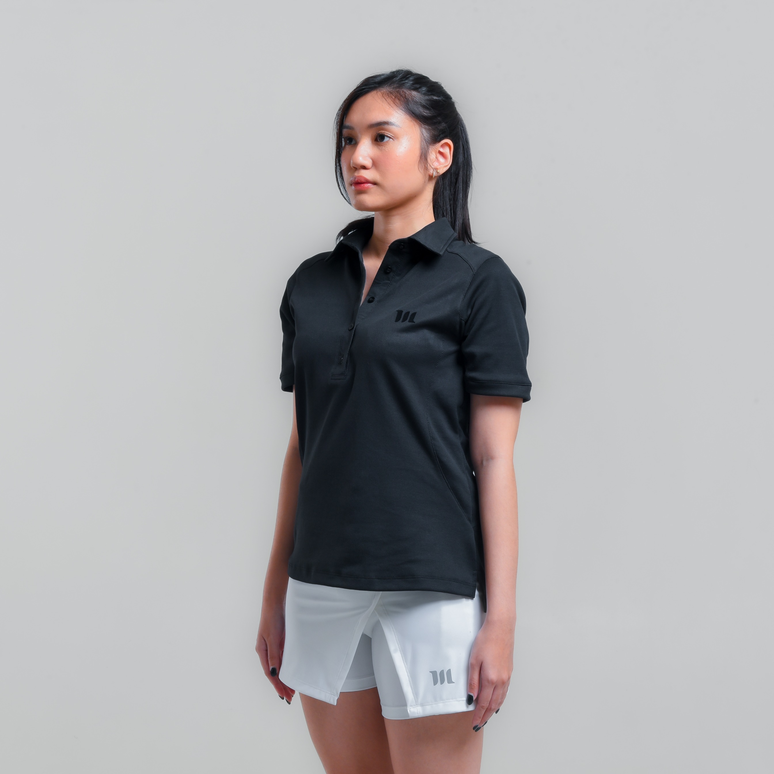 Welds. Polo Shirt Essentials Woman - Pakaian Olahraga Wanita