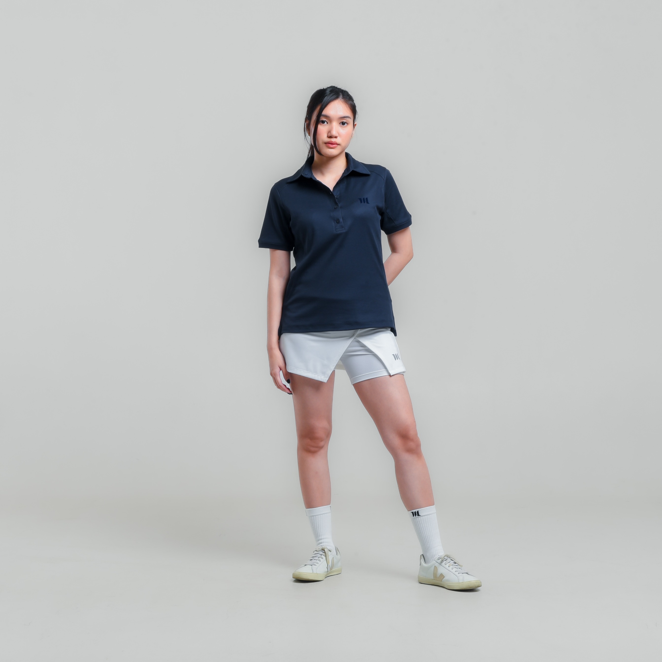 Welds. Polo Shirt Essentials Woman - Pakaian Olahraga Wanita
