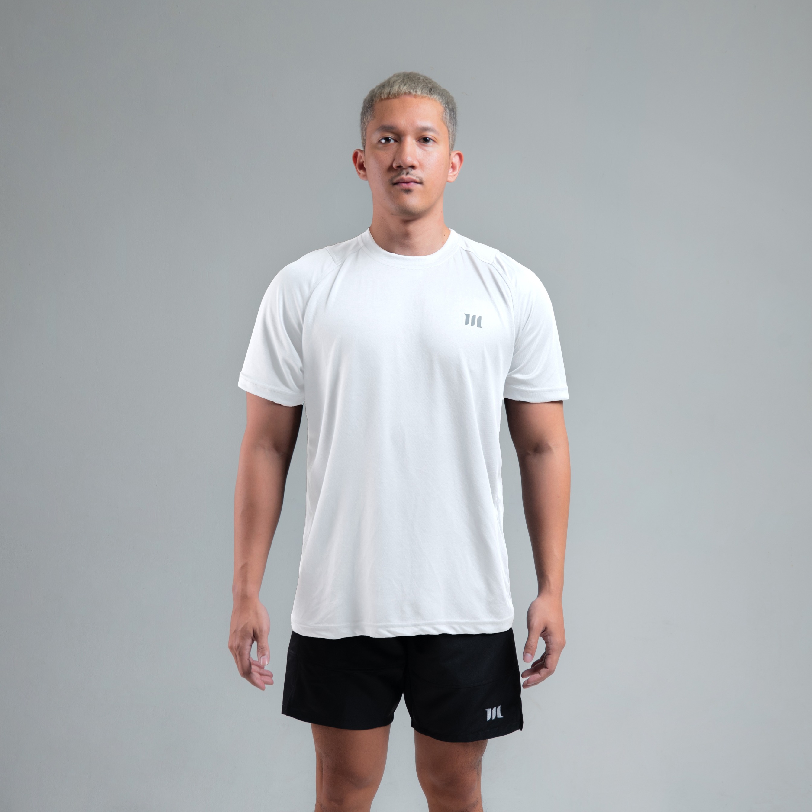 Welds. Sports Basic Tees - Kaos Olahraga Pria Gym Lari Tracking