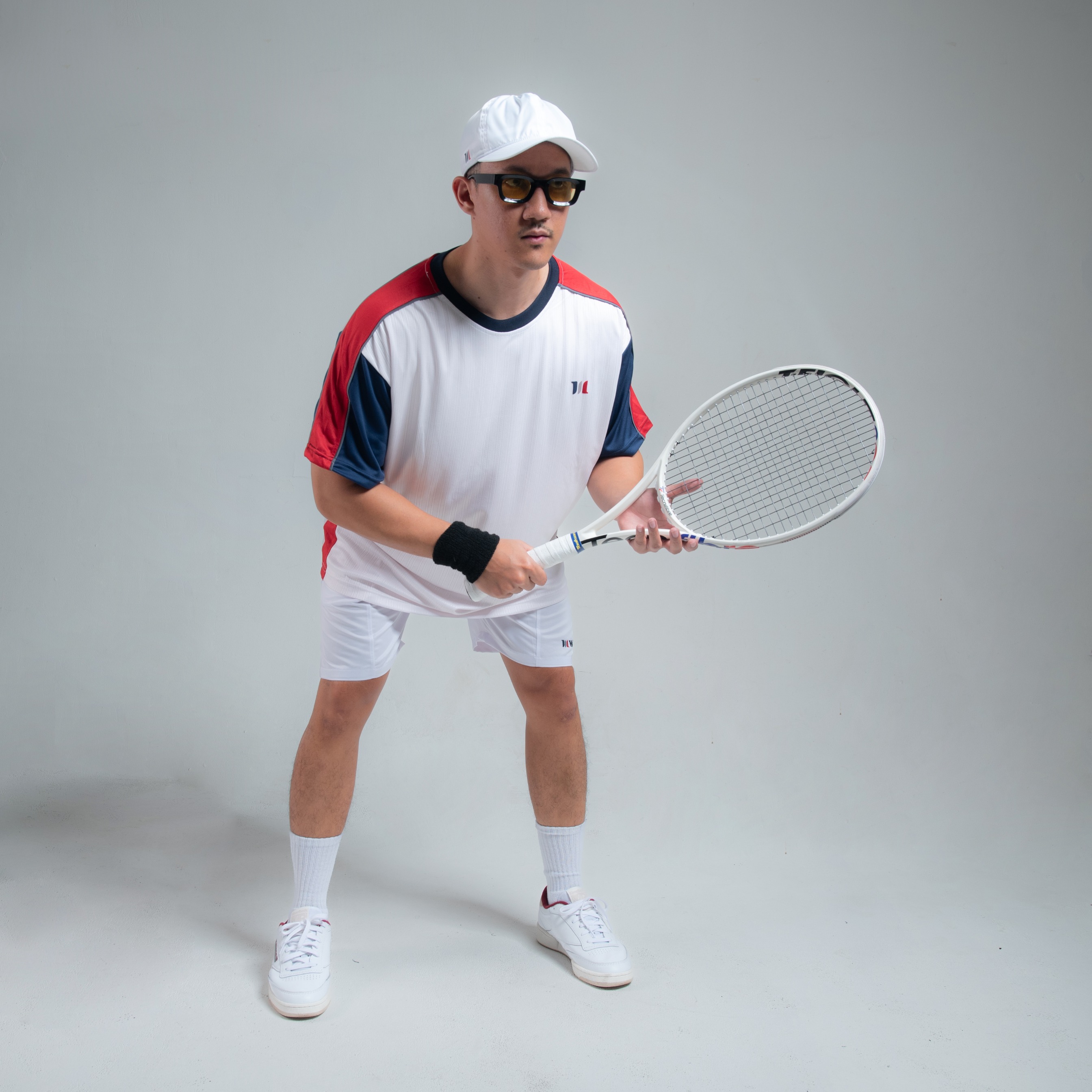 Welds Court Oversize Tees - Kaos Olahraga Casual Tenis