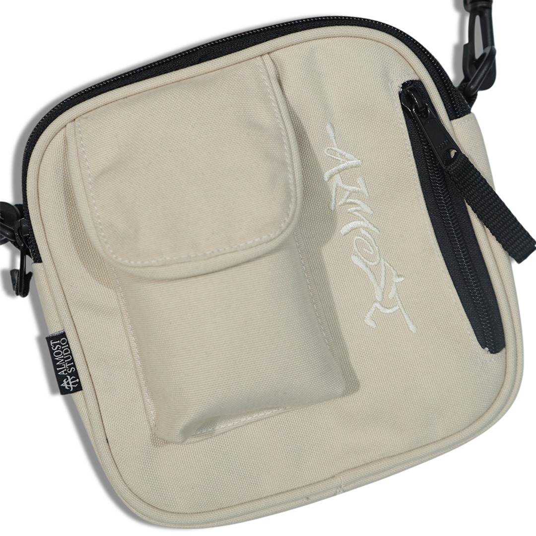 Almost Studio Flint Ivory Sling Bag – Tas Selempang Canvas Water Repellent