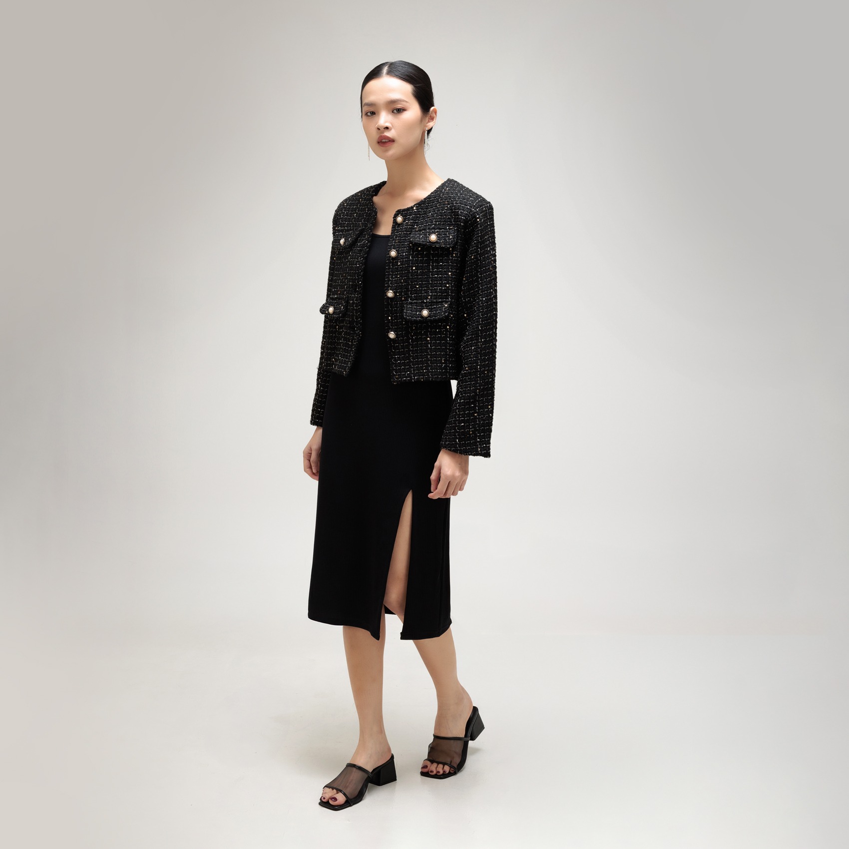 Cotton Code Blazer Wanita Arthelia Regular Fit