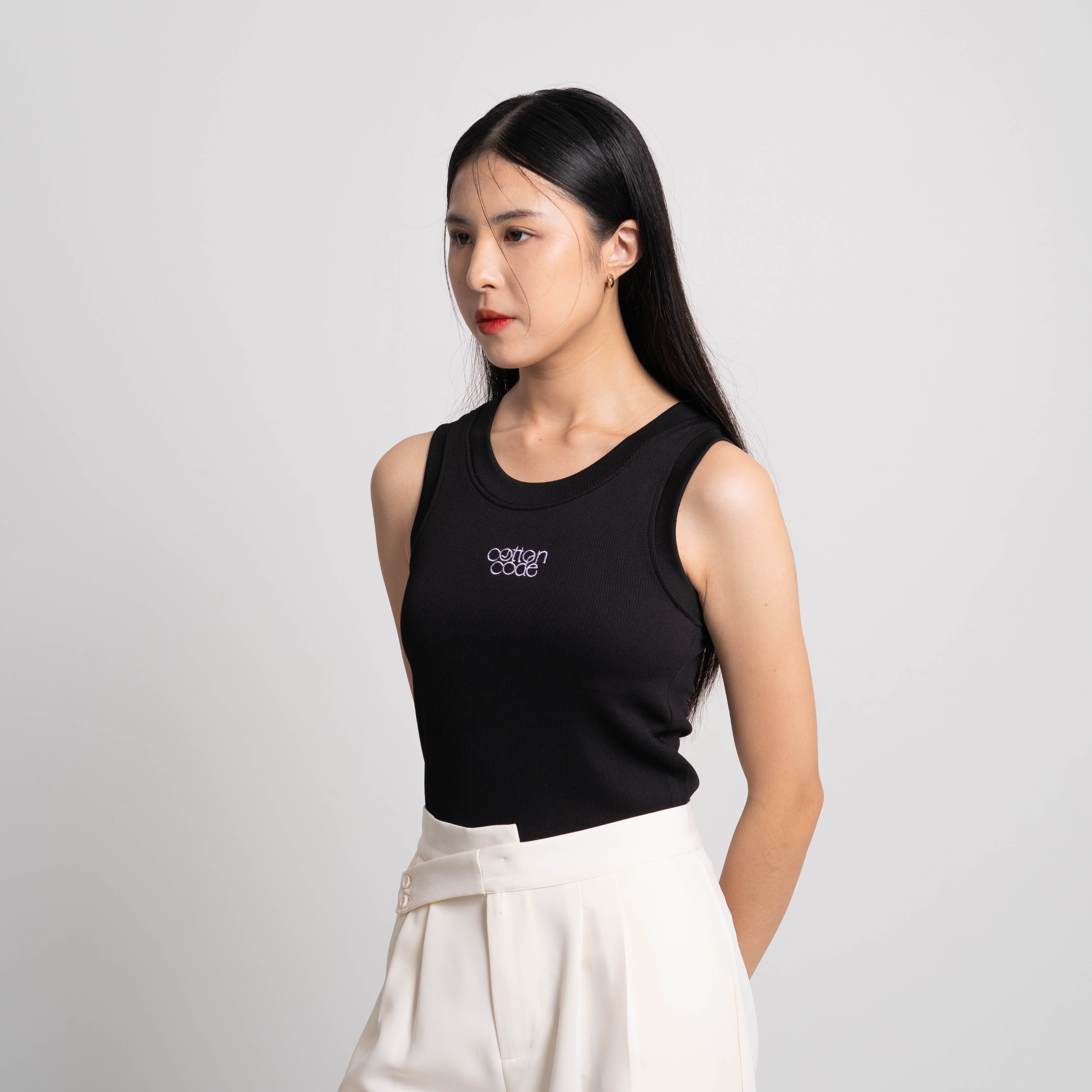 Cotton Code Atasan Wanita Regina Top Slim Fit