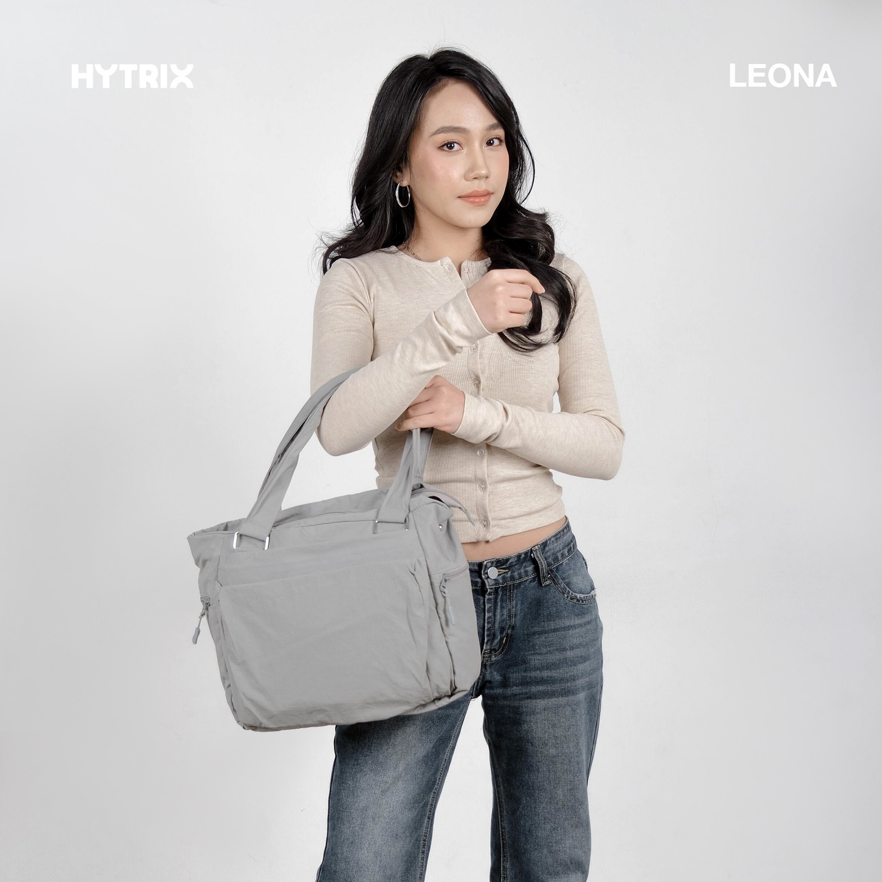 LEONA