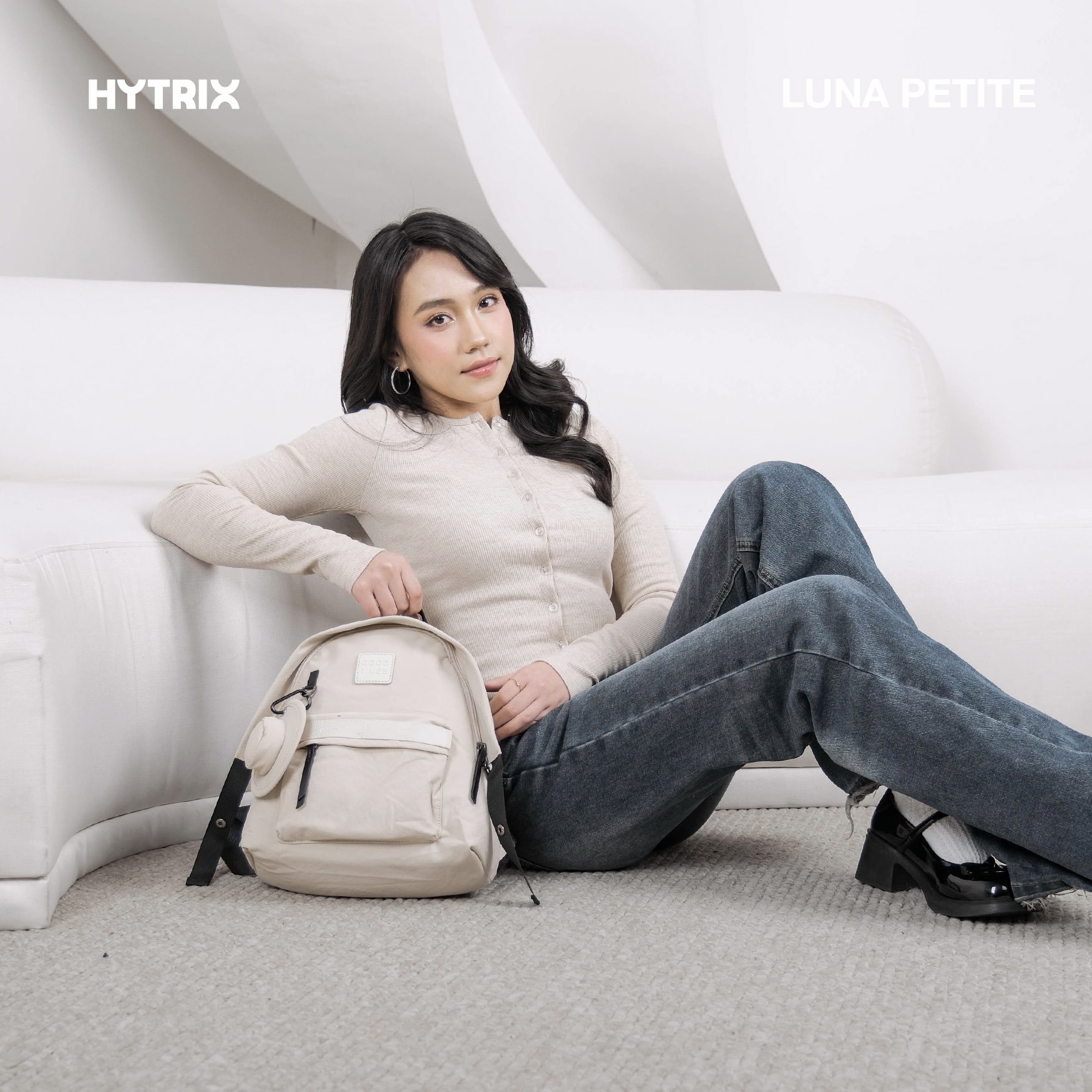 LUNA PETITE