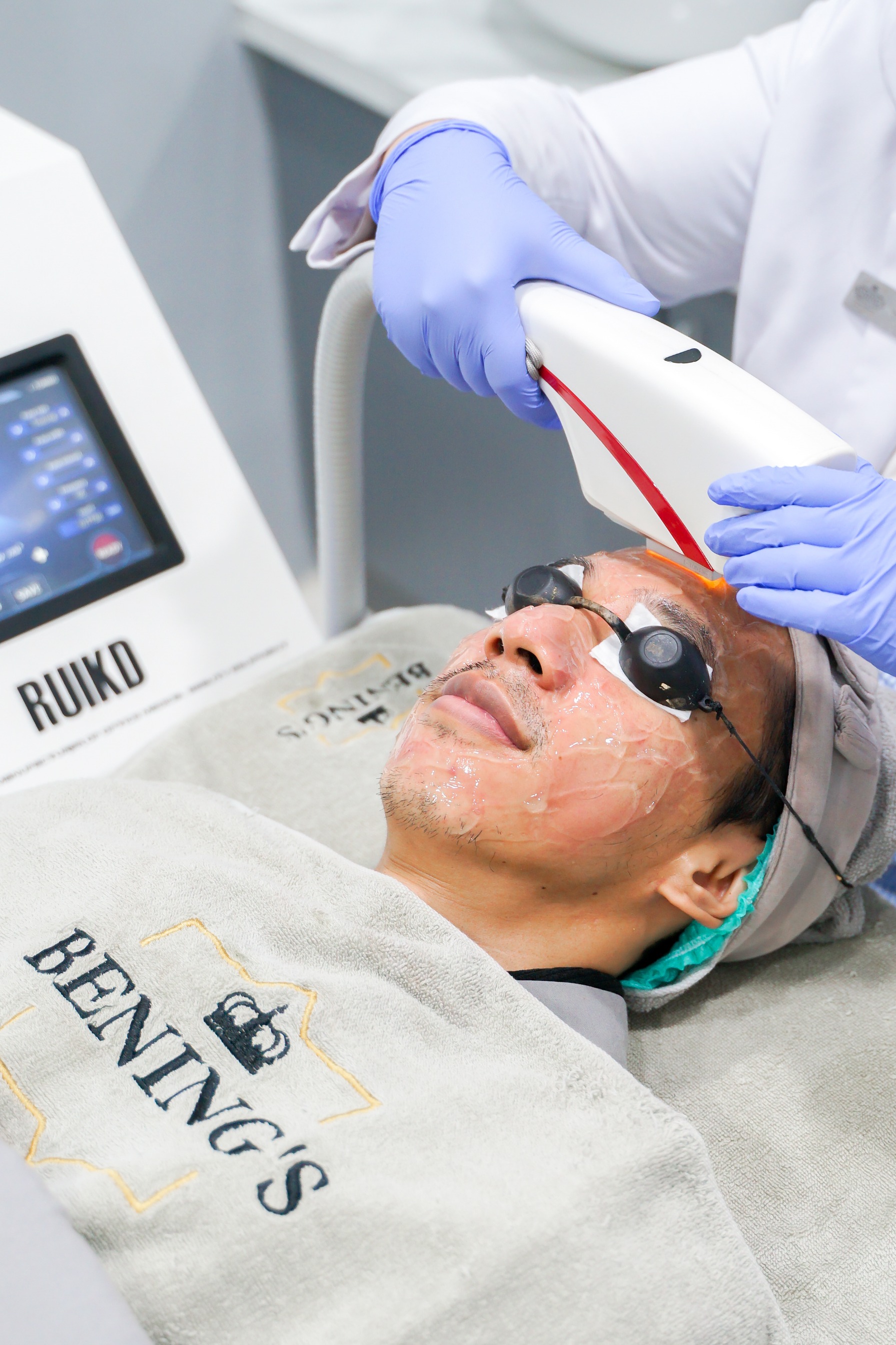 Acne Combo Facial