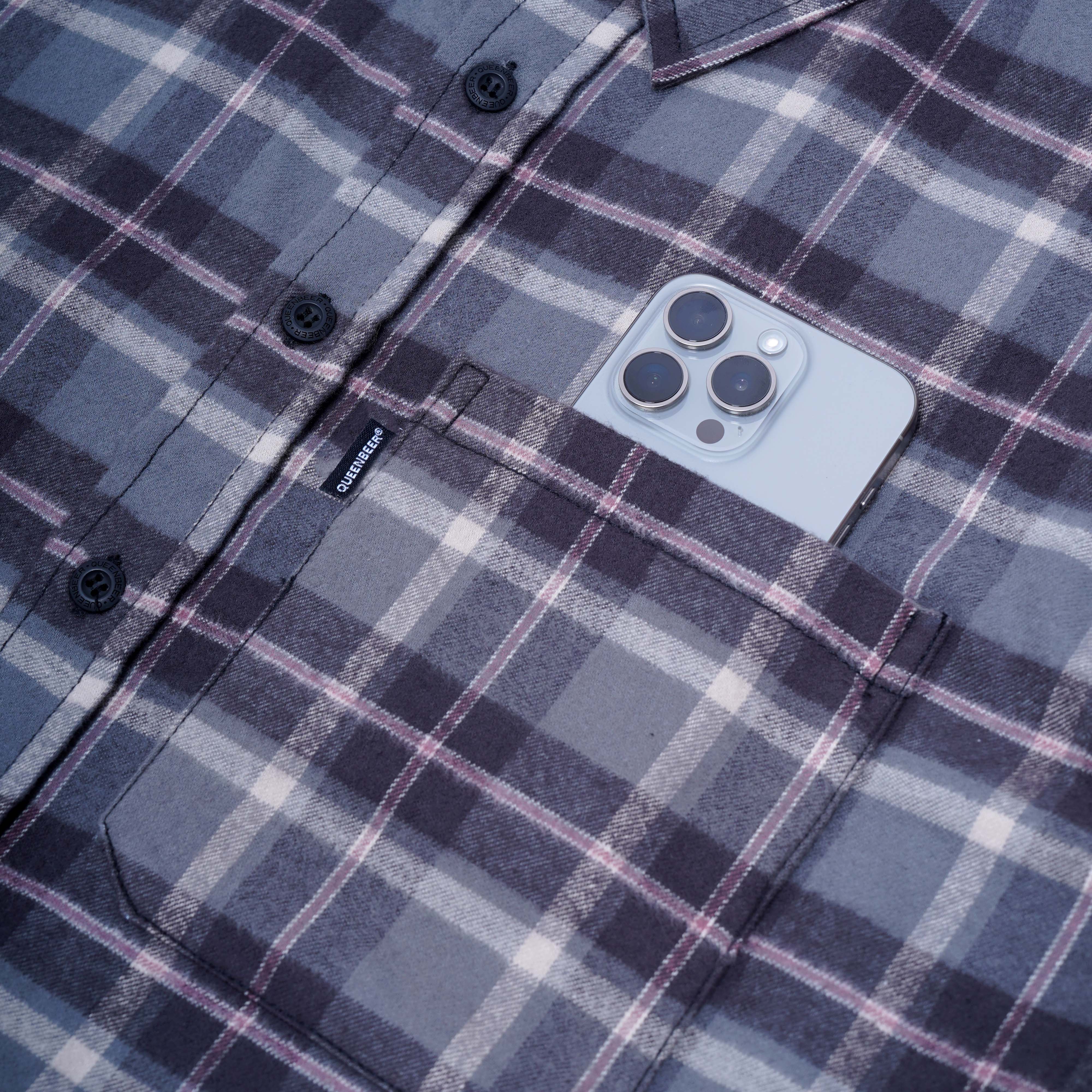 Queenbeer - Flanel Shirt Sore
