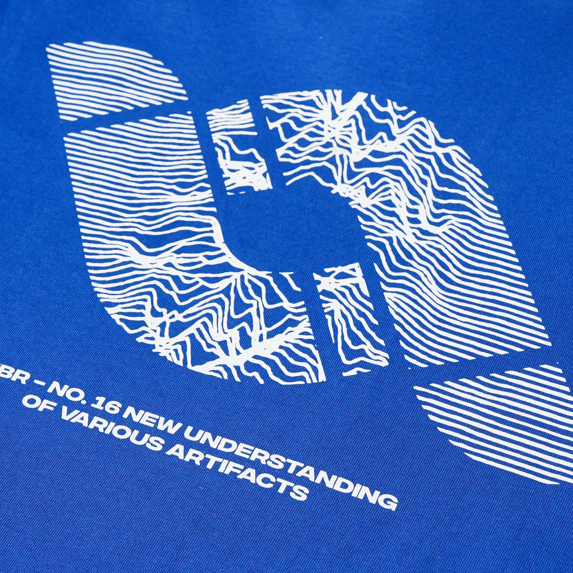 Queenbeer - T-shirt Artifacts