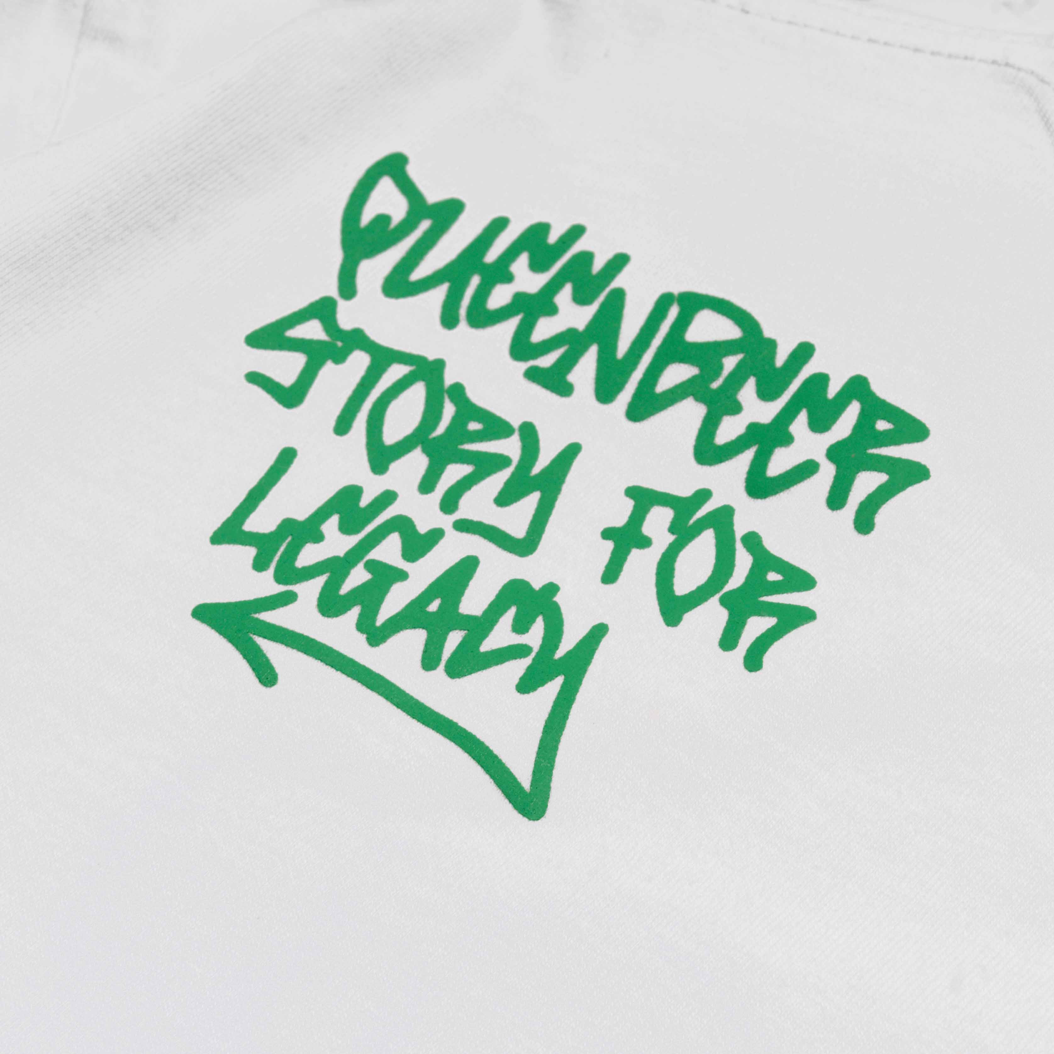 Queenbeer - T-shirt Chase White Black