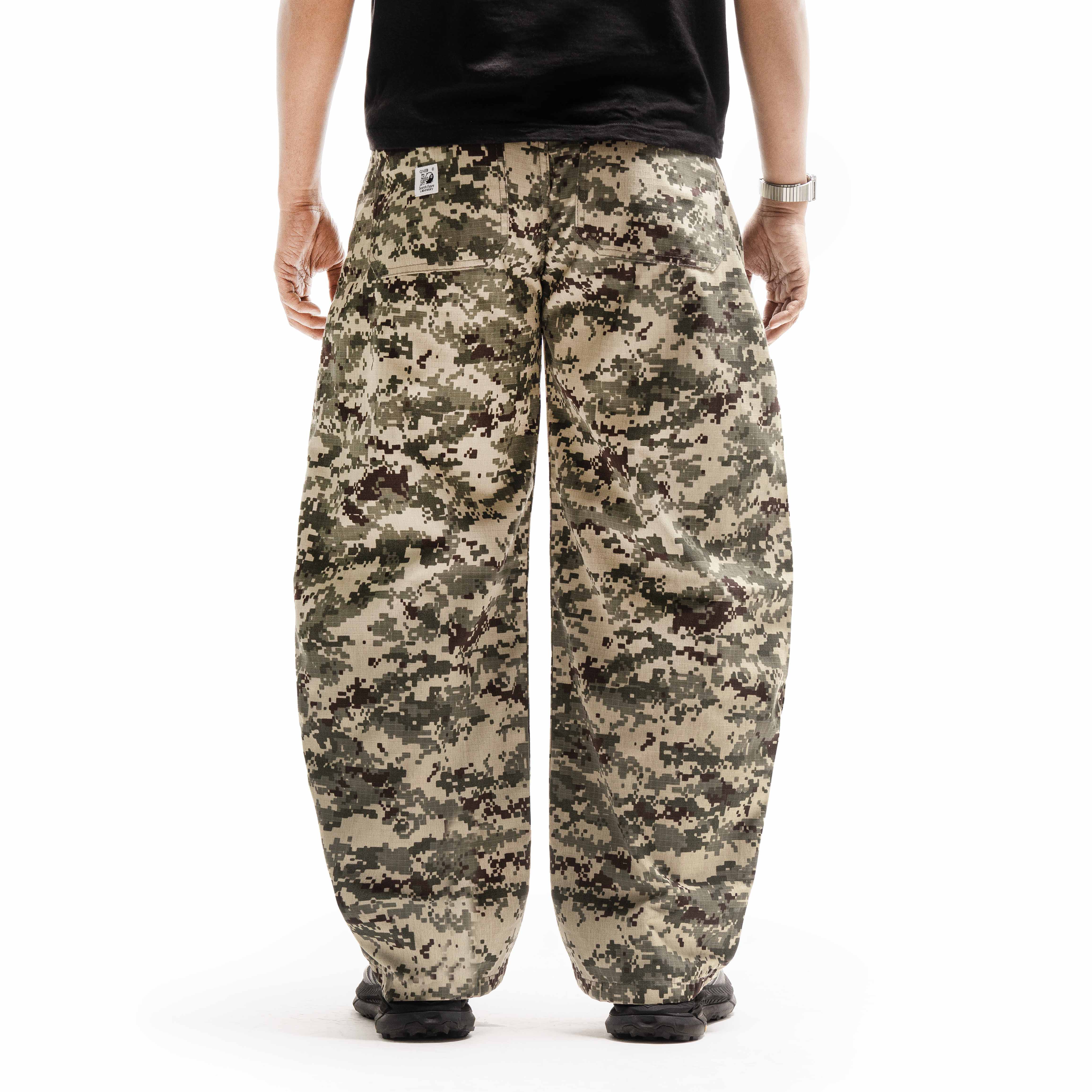 Queenbeer - Gavin Barrel Camo Pants