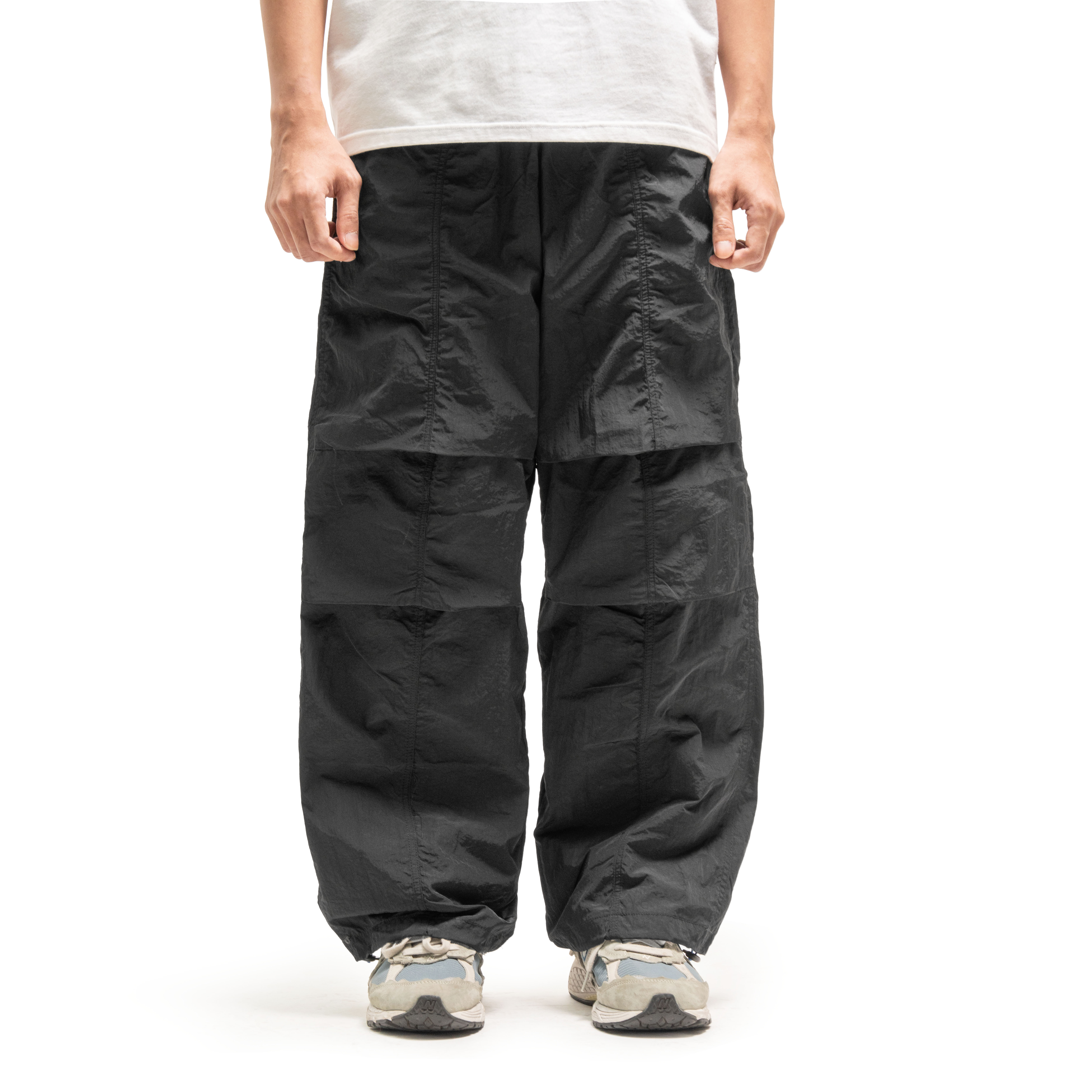 Queenbeer - Doughlass Crinkle Pants