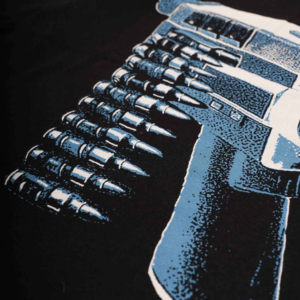 Queenbeer - T-shirt Yashie Black