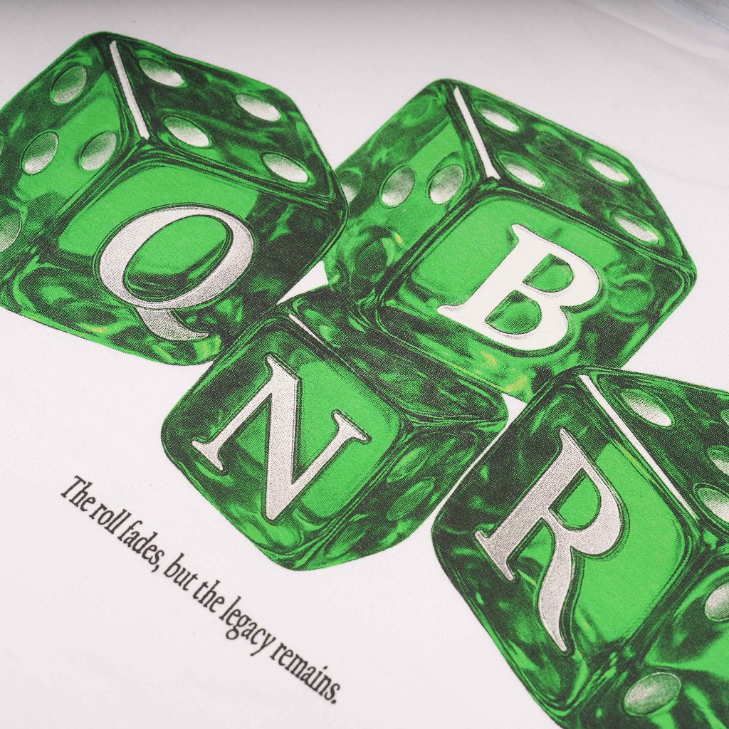 Queenbeer - T-shirt Dice White