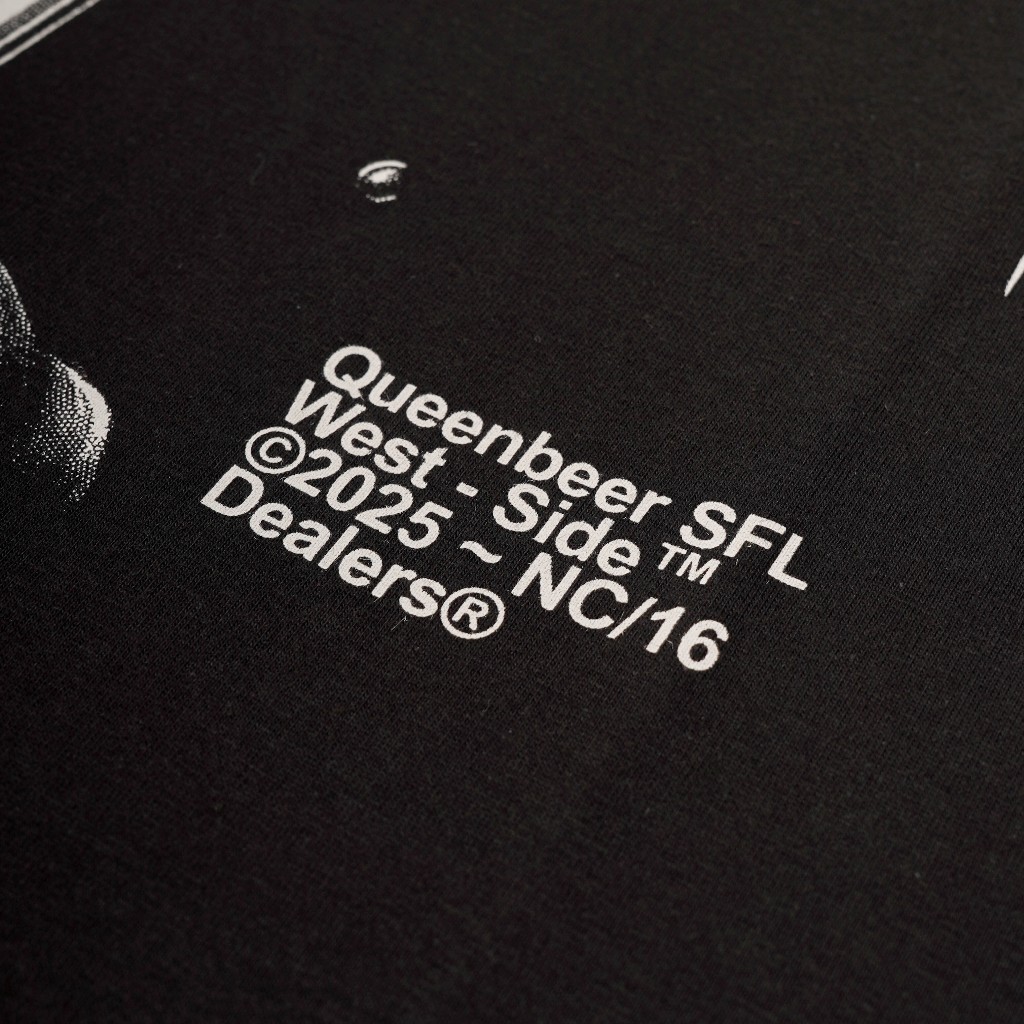 Queenbeer - T-shirt Davis