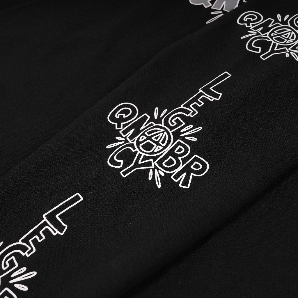 Queenbeer - T-shirt Longsleeve Larry Black