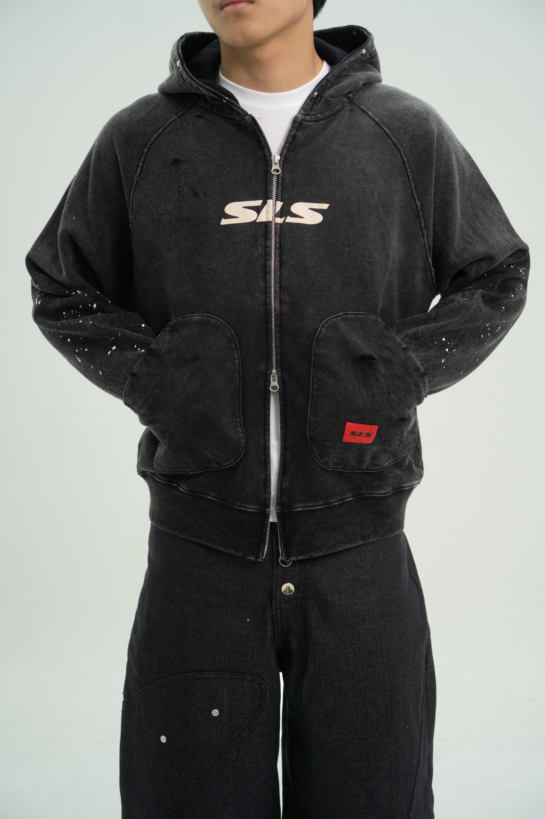 Arsène Distressed Washed Zip Hoodie Black