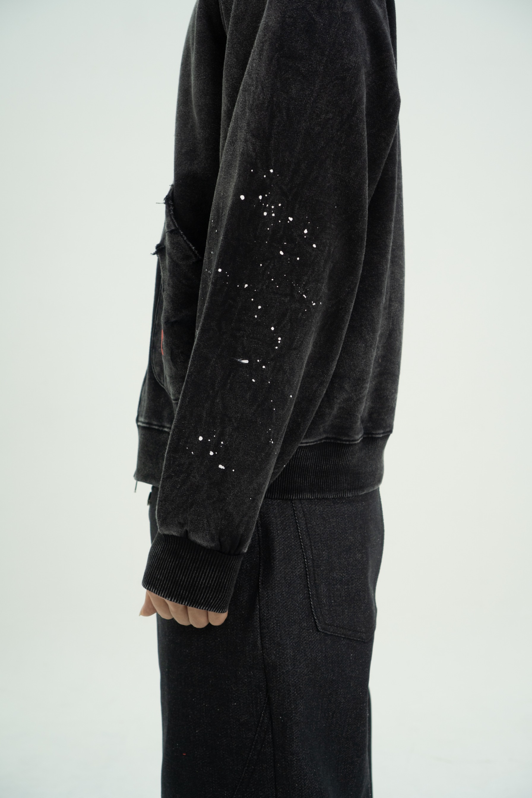 Arsène Distressed Washed Zip Hoodie Black
