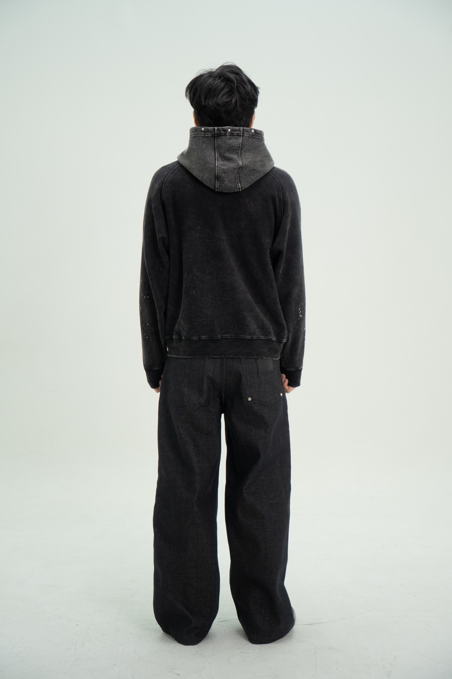 Arsène Distressed Washed Zip Hoodie Black