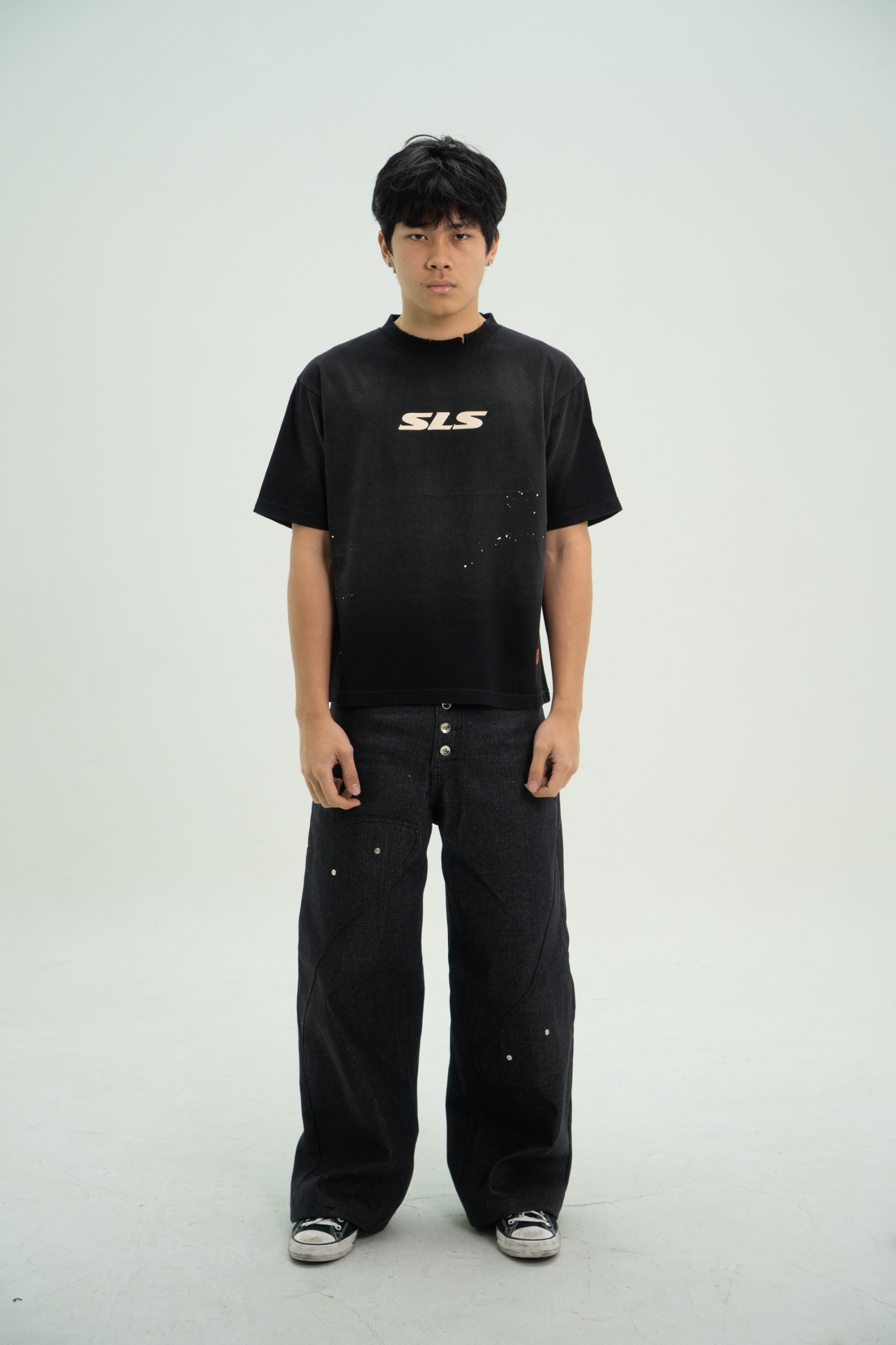 Arsène Distressed Washed Tee Black