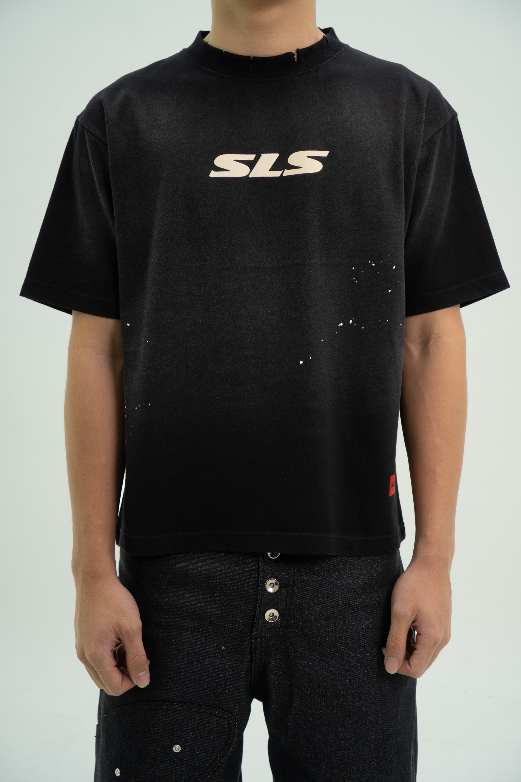 Arsène Distressed Washed Tee Black