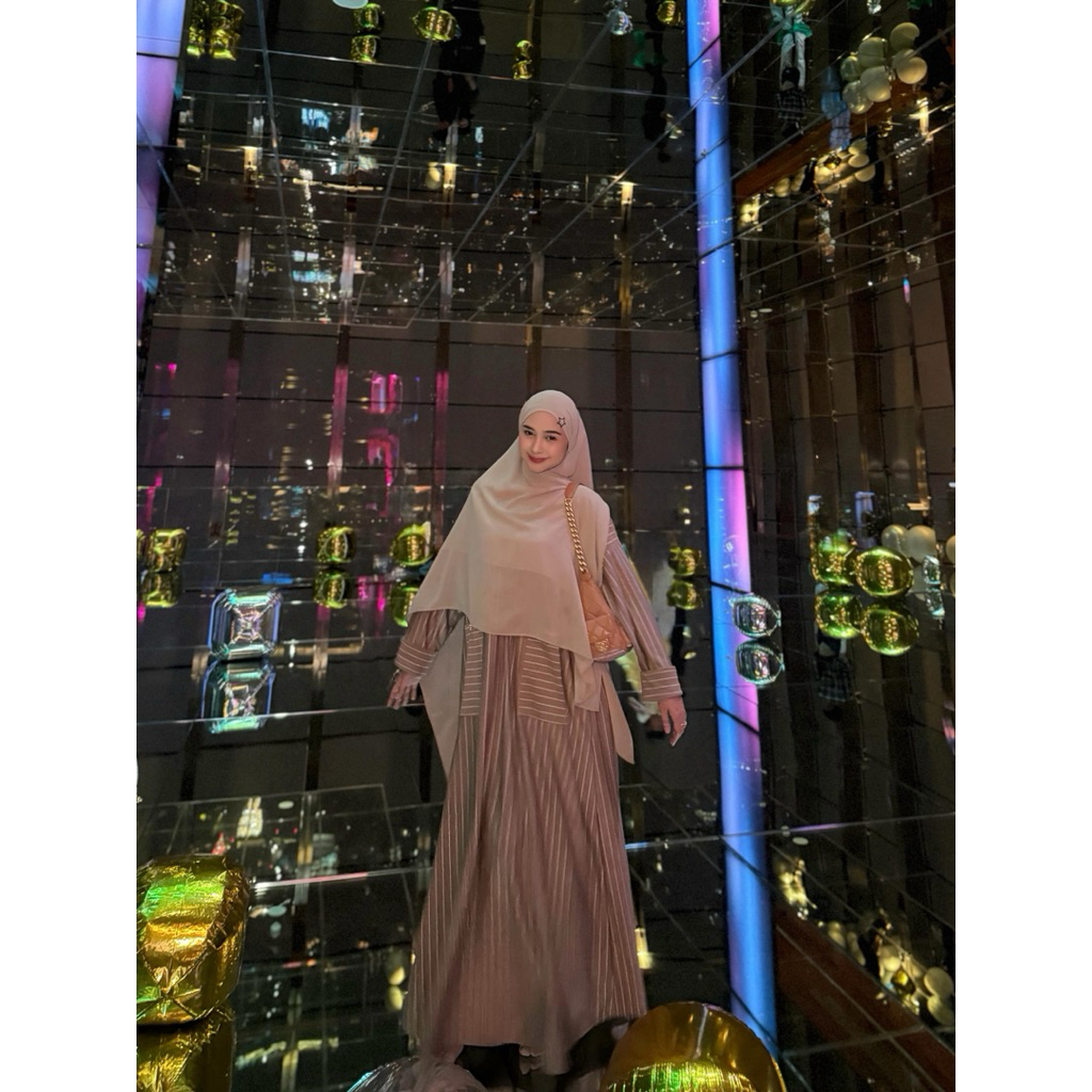 shakirasyari - Ghania Khiban Square