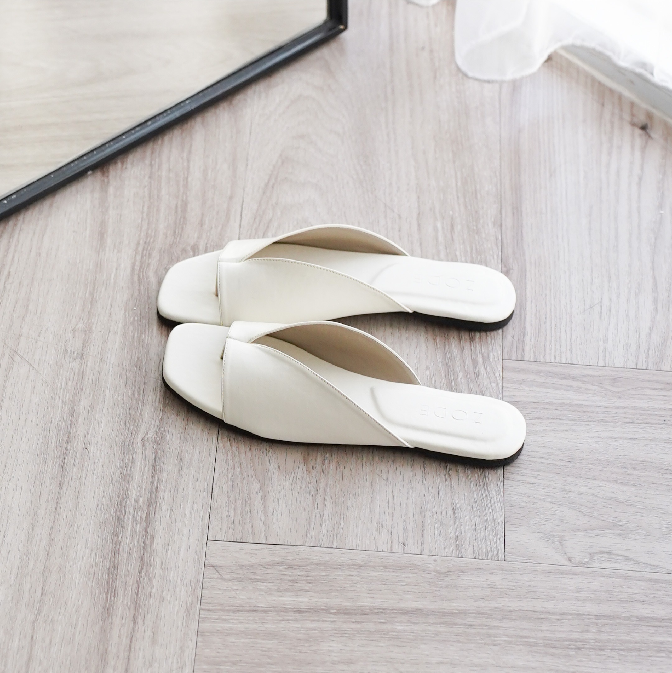 Paula Sandal