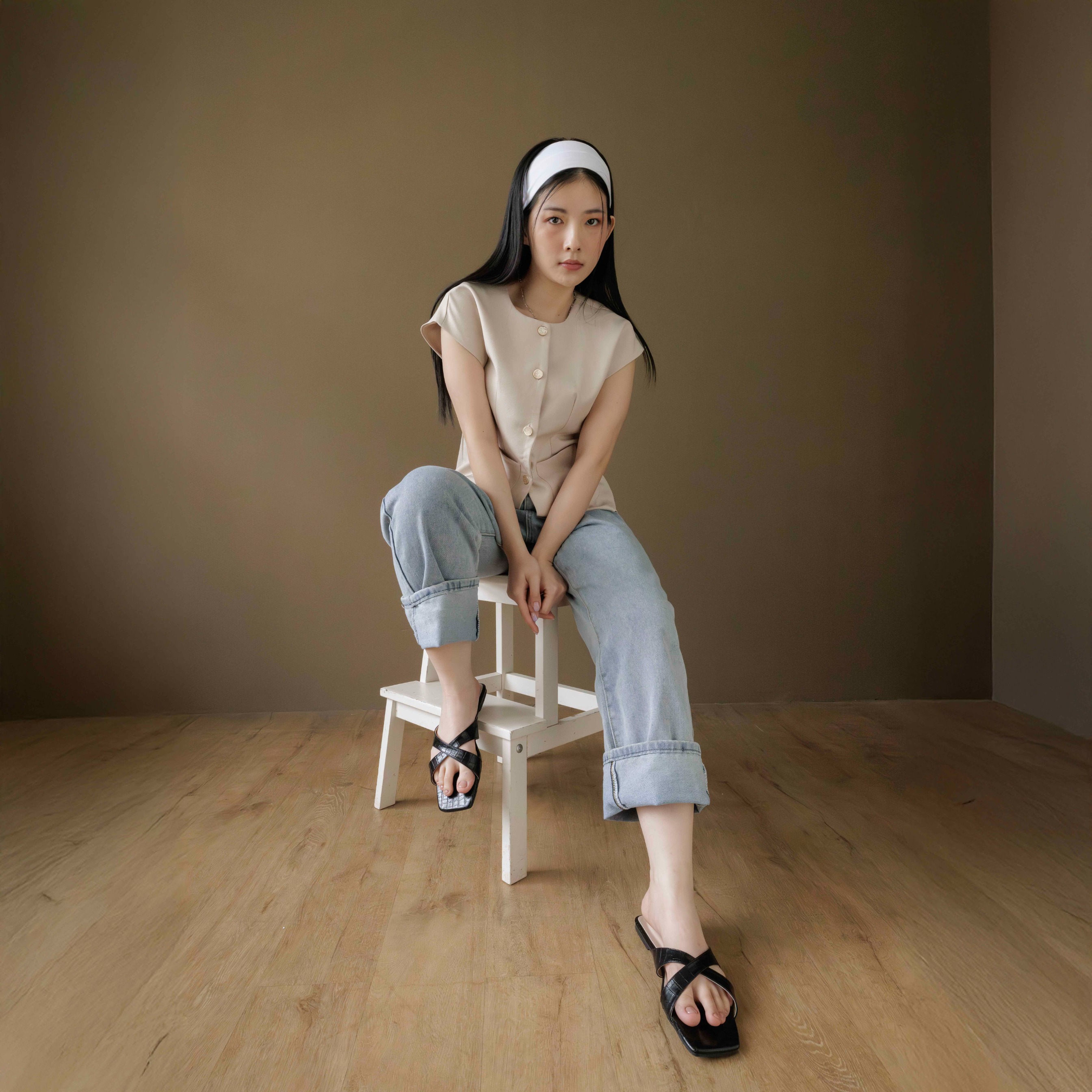 Naura Sandals
