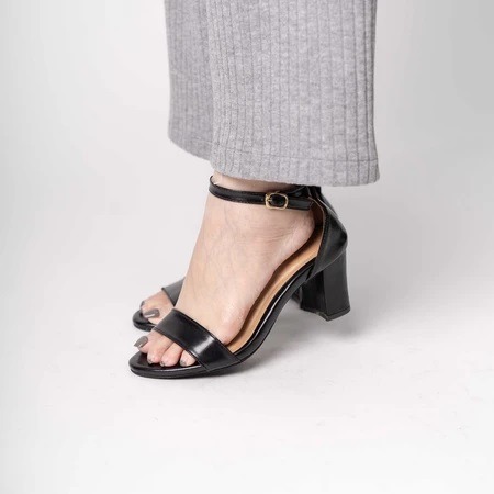Elli Heels