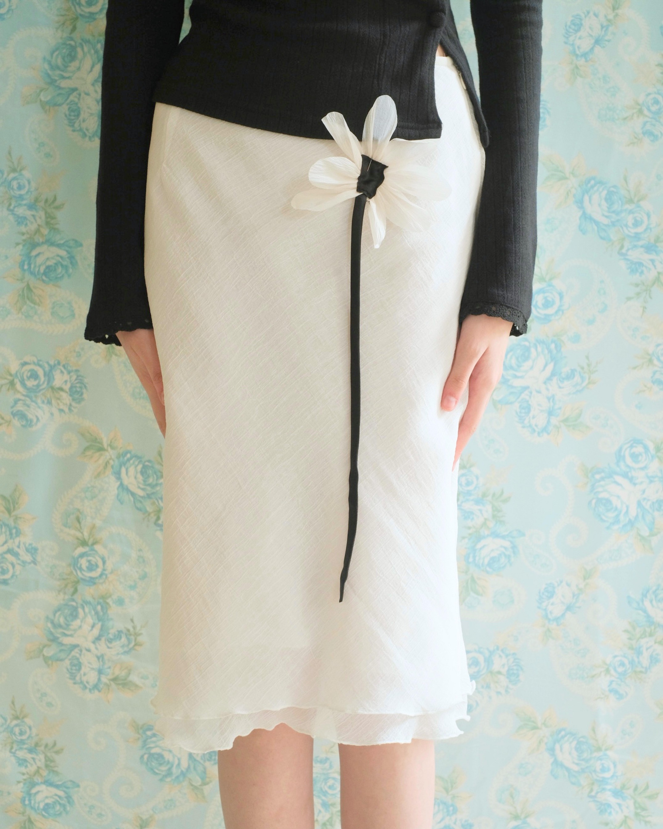ISA DETACHABLE FLOWER SKIRT