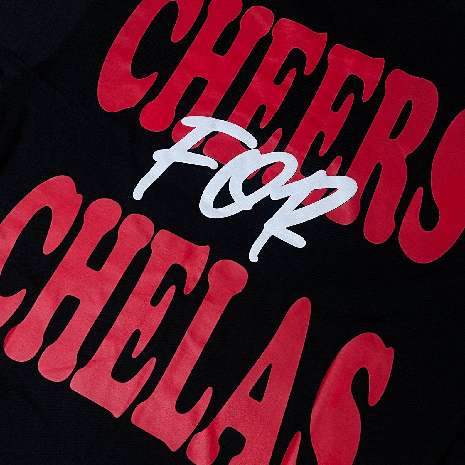 Tshirt Oversize Boxy - Chelas Montando Cheers