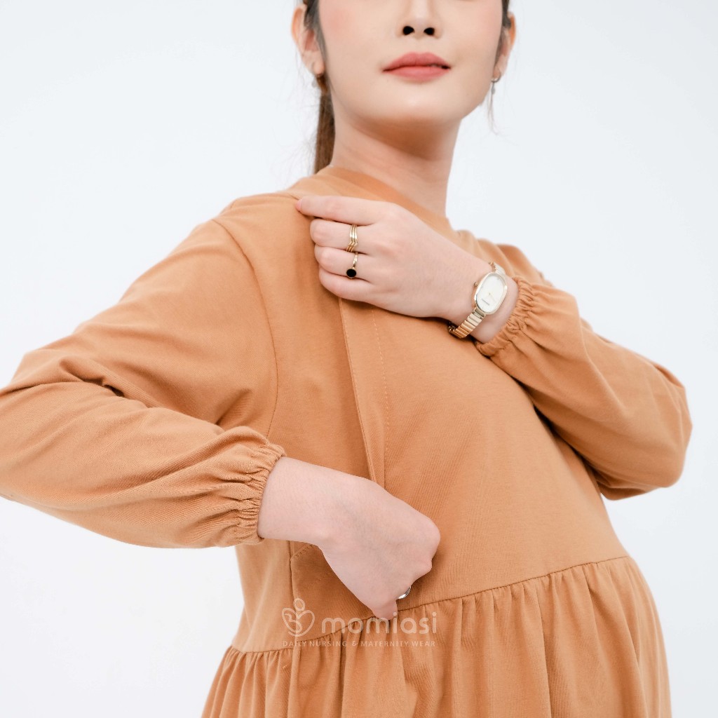 Momiasi - Ayana Blouse Ruffle - Kaos Busui Oversize Ruffle - Ruffle Oversize Top Busui