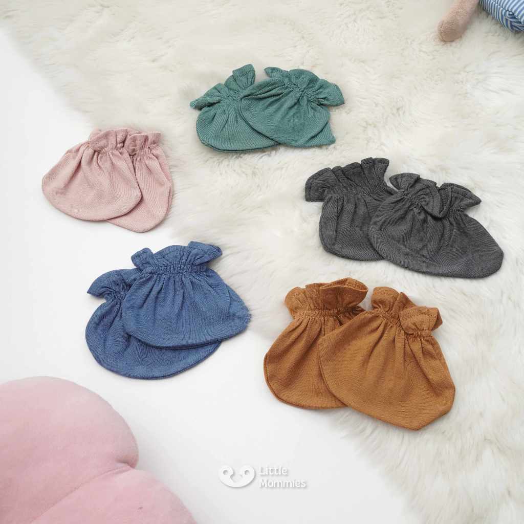Little Mommies - Sarung Kaki – Socks Newborn Cotton Bamboo Premium All Size