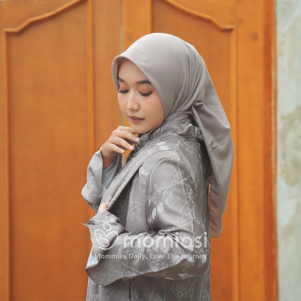 Momiasi - One Set Zenaya dan One Set Seraya - One Set Tunik Melayu Premium