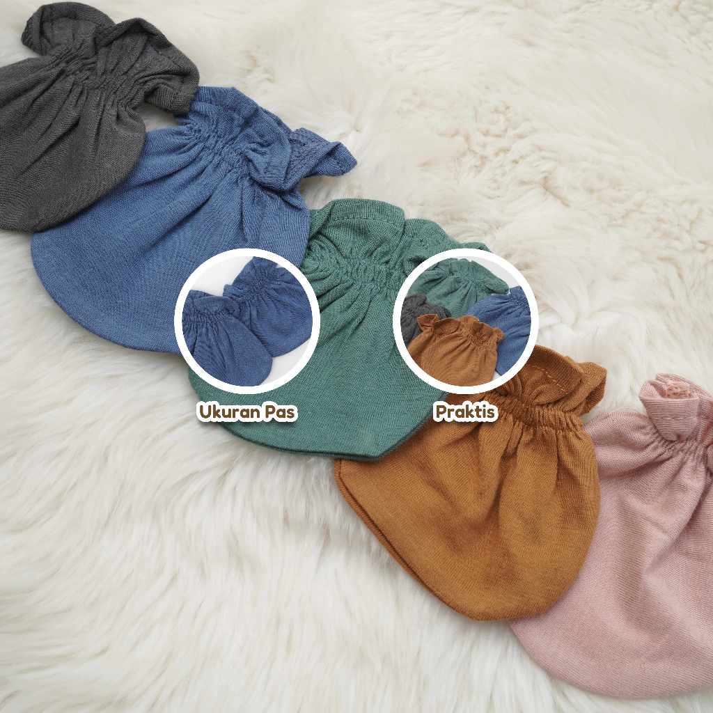 Little Mommies - Sarung Kaki – Socks Newborn Cotton Bamboo Premium All Size