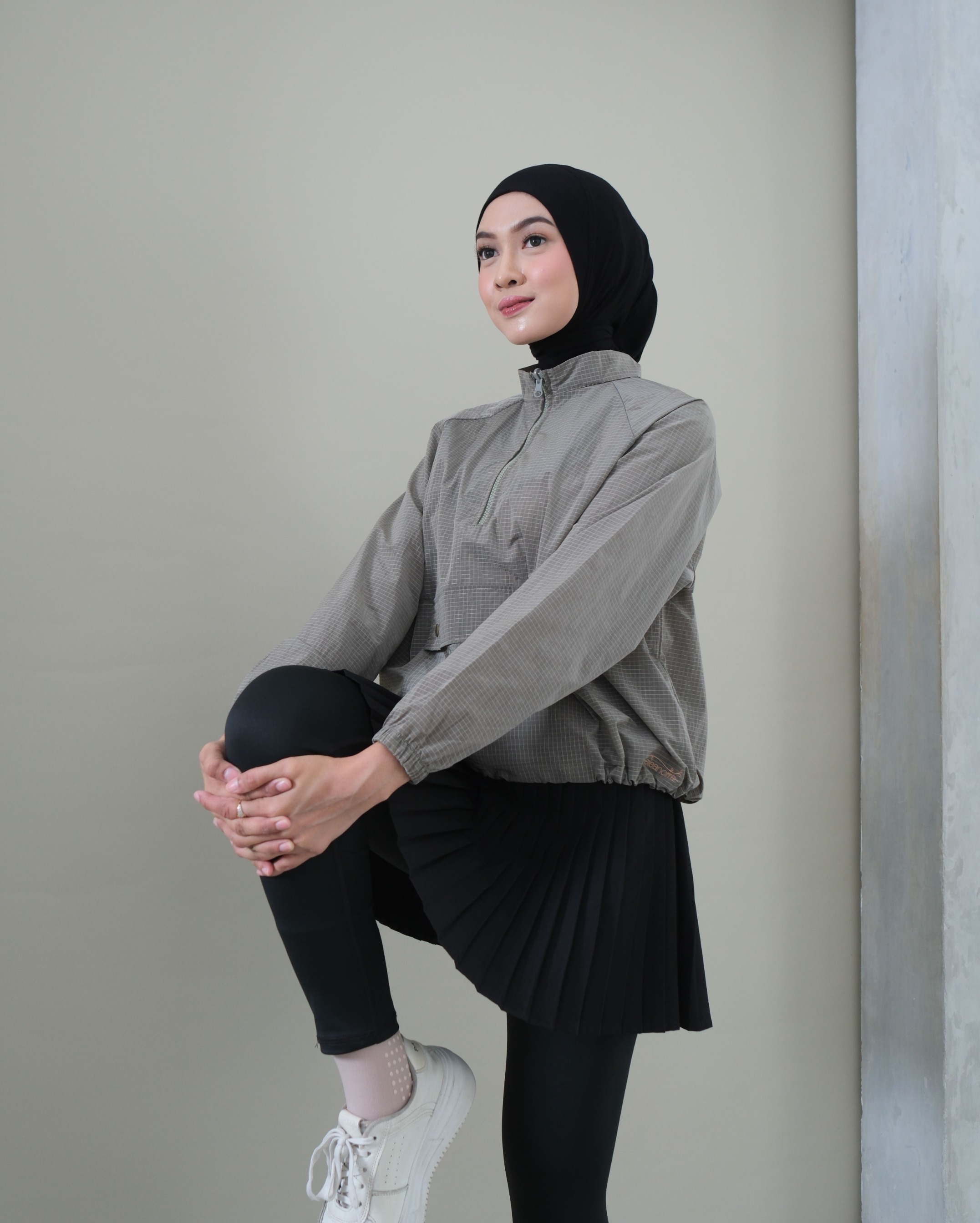 eleanorre Alvernia Jaket Olahraga Wanita