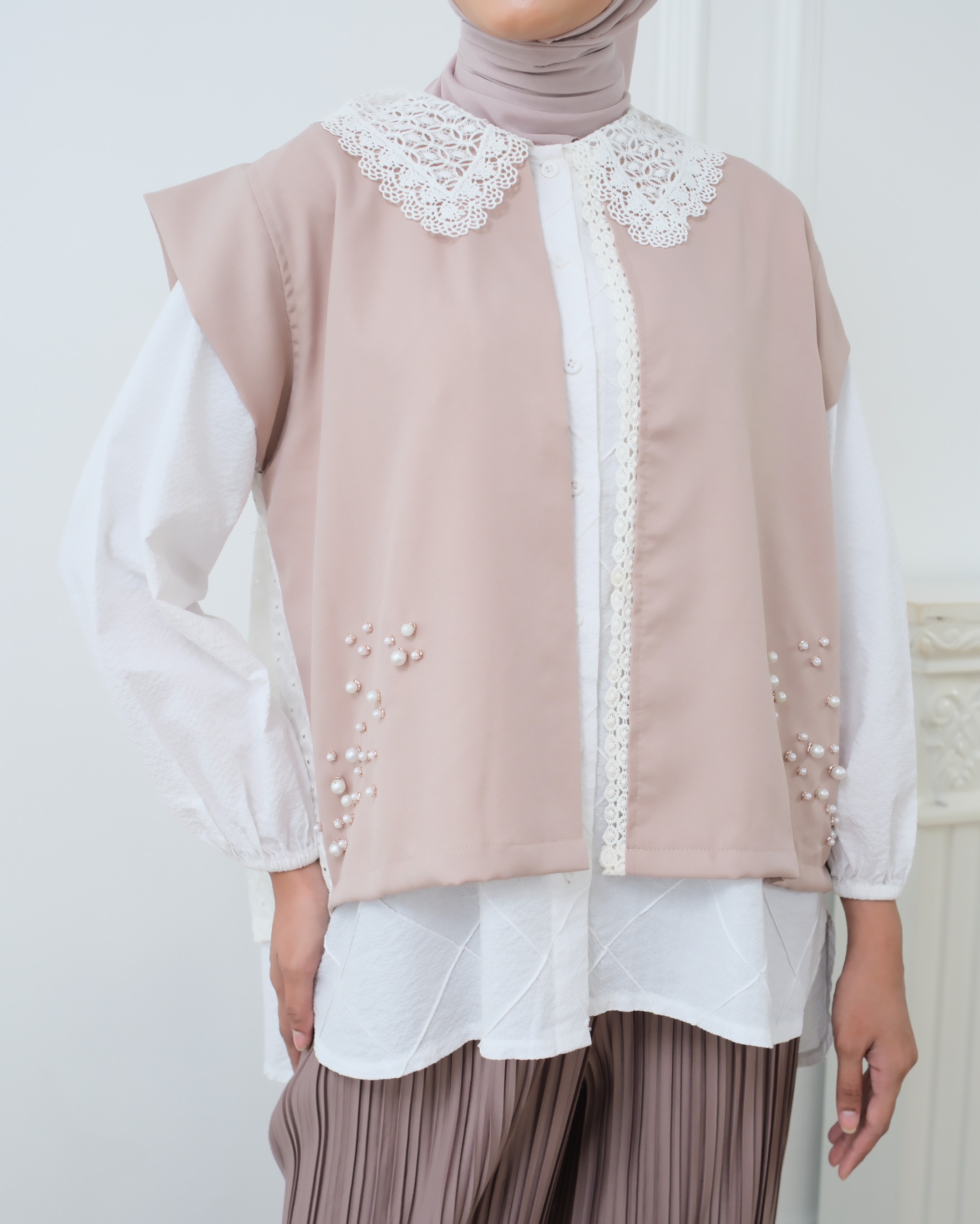 eleanorre Bahati Vest Embroidery Atasan Wanita