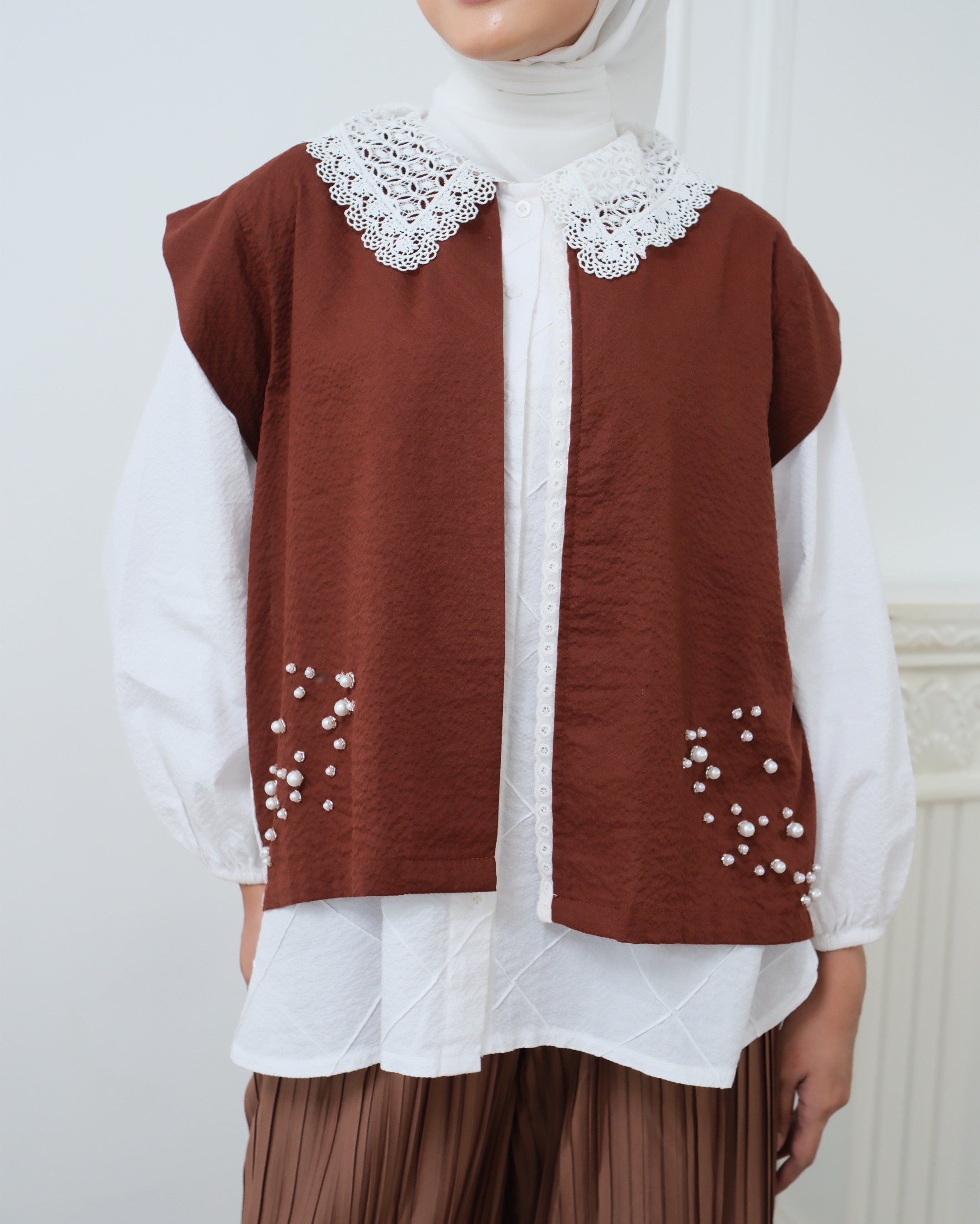eleanorre Bahati Vest Embroidery Atasan Wanita