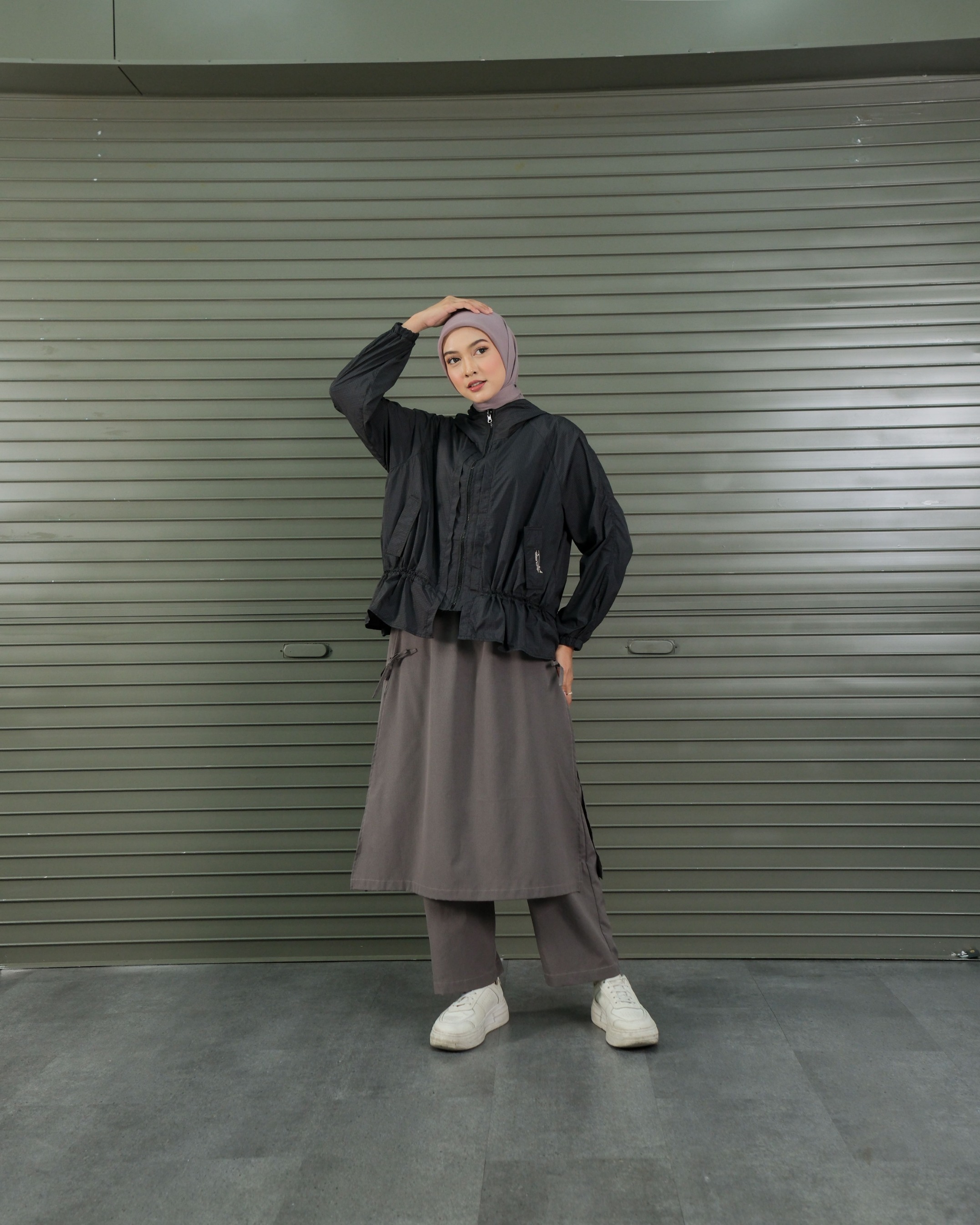 eleanorre Senara Brown Jaket Olahraga Wanita