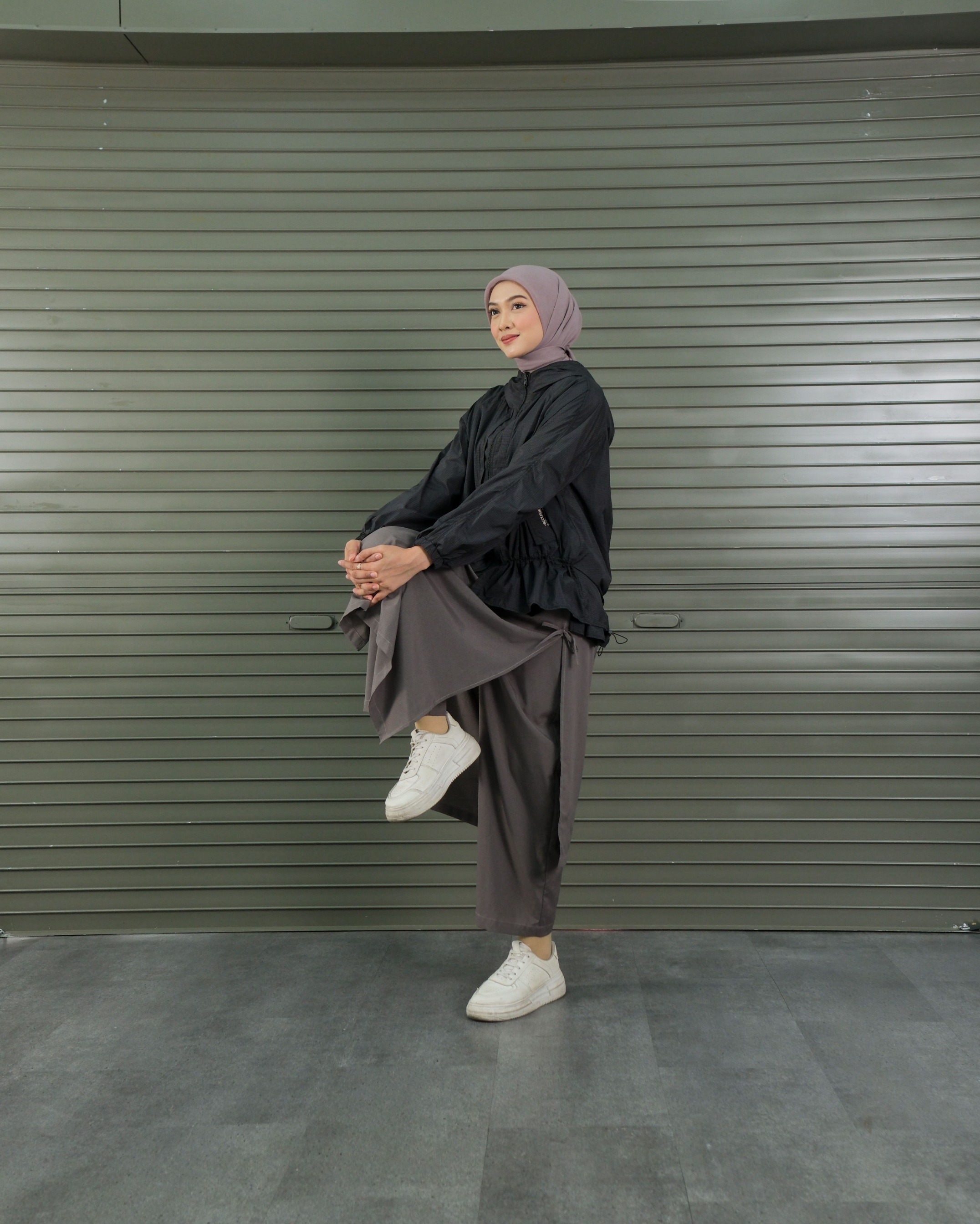 eleanorre Senara Brown Jaket Olahraga Wanita