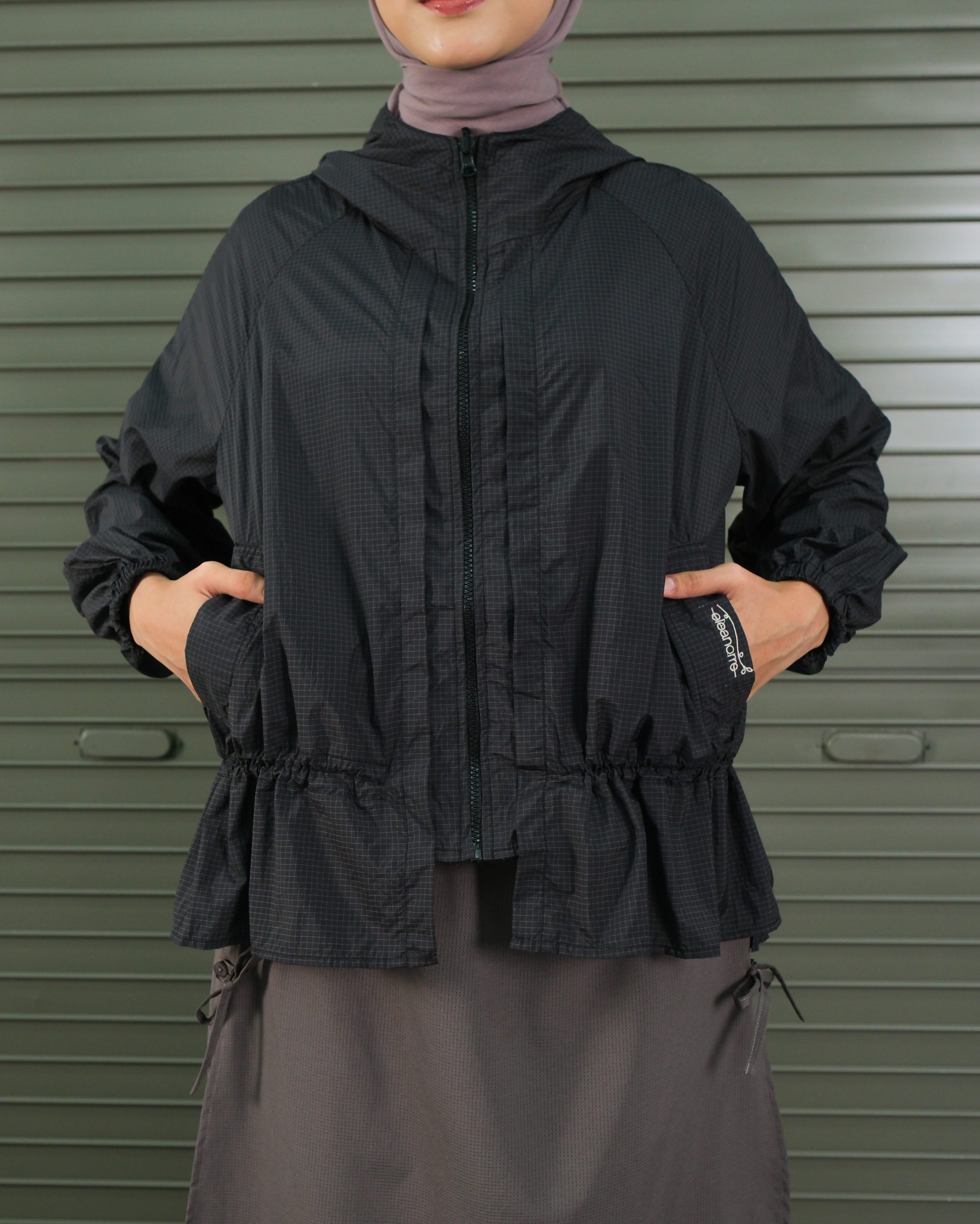 eleanorre Senara Brown Jaket Olahraga Wanita