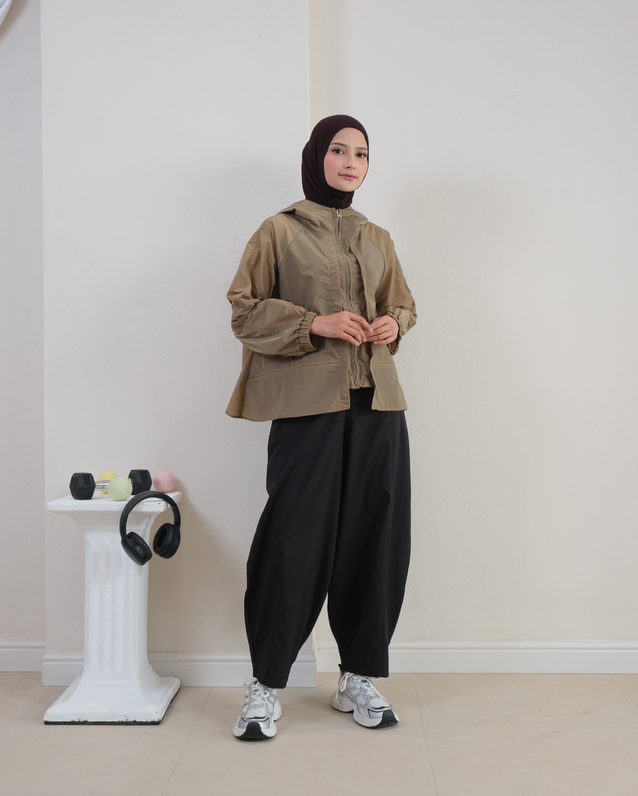 eleanorre Senara Brown Jaket Olahraga Wanita