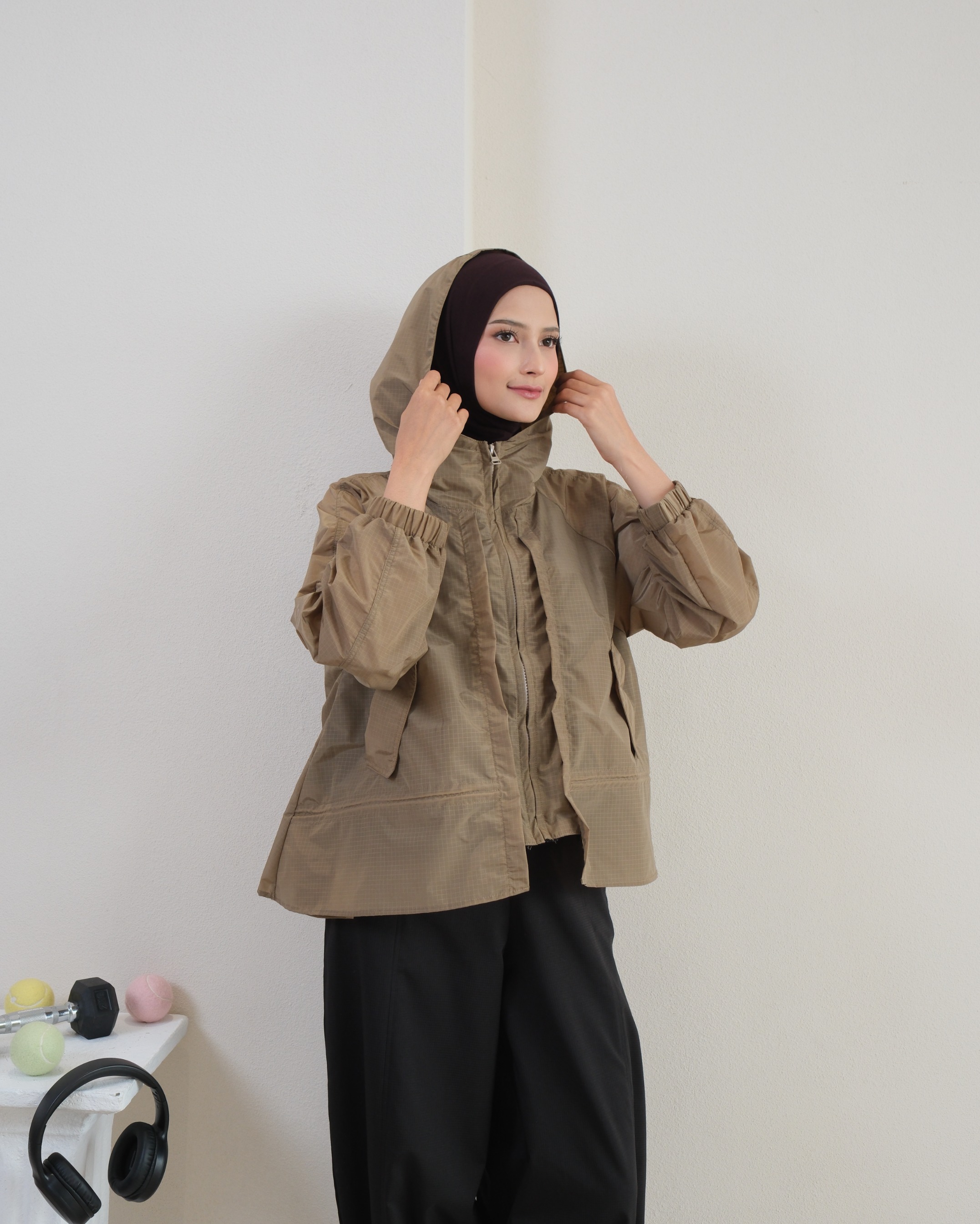 eleanorre Senara Brown Jaket Olahraga Wanita