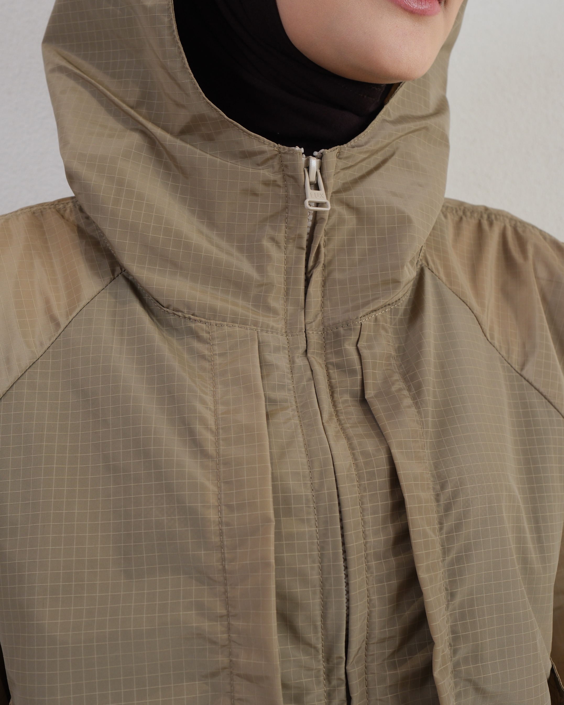 eleanorre Senara Brown Jaket Olahraga Wanita