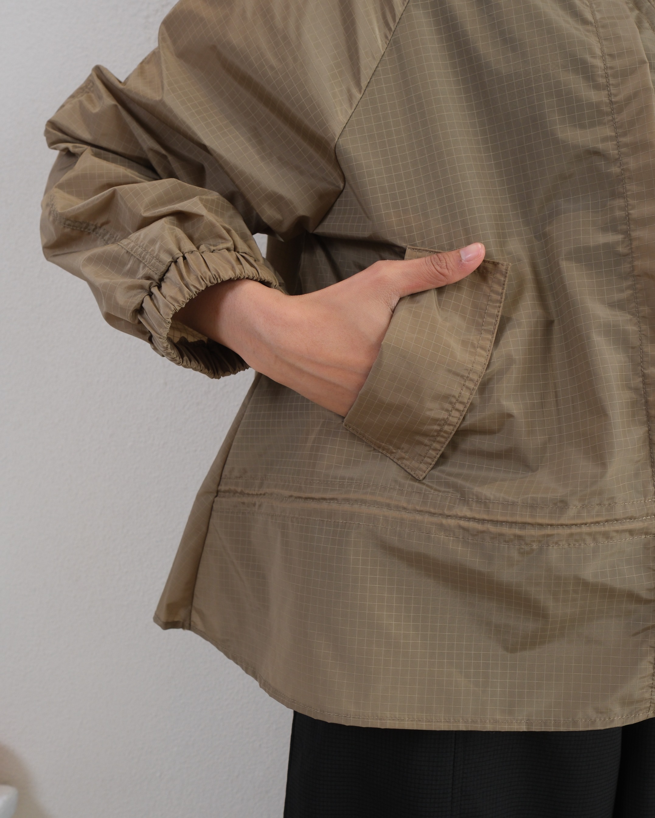 eleanorre Senara Brown Jaket Olahraga Wanita
